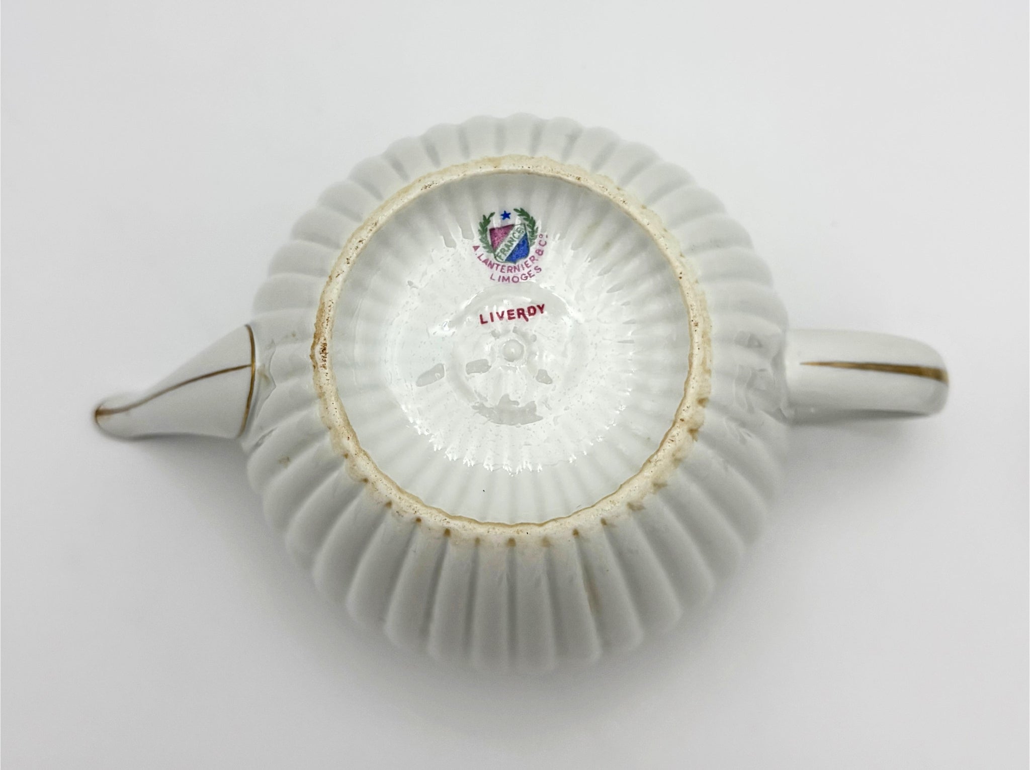 VINTAGE LANTERNE AND CO. LIMOGES LIVERDY PORCELAIN TEAPOT – FRENCH RIBBED GARLAND TEA POT WITH GOLD TRIM