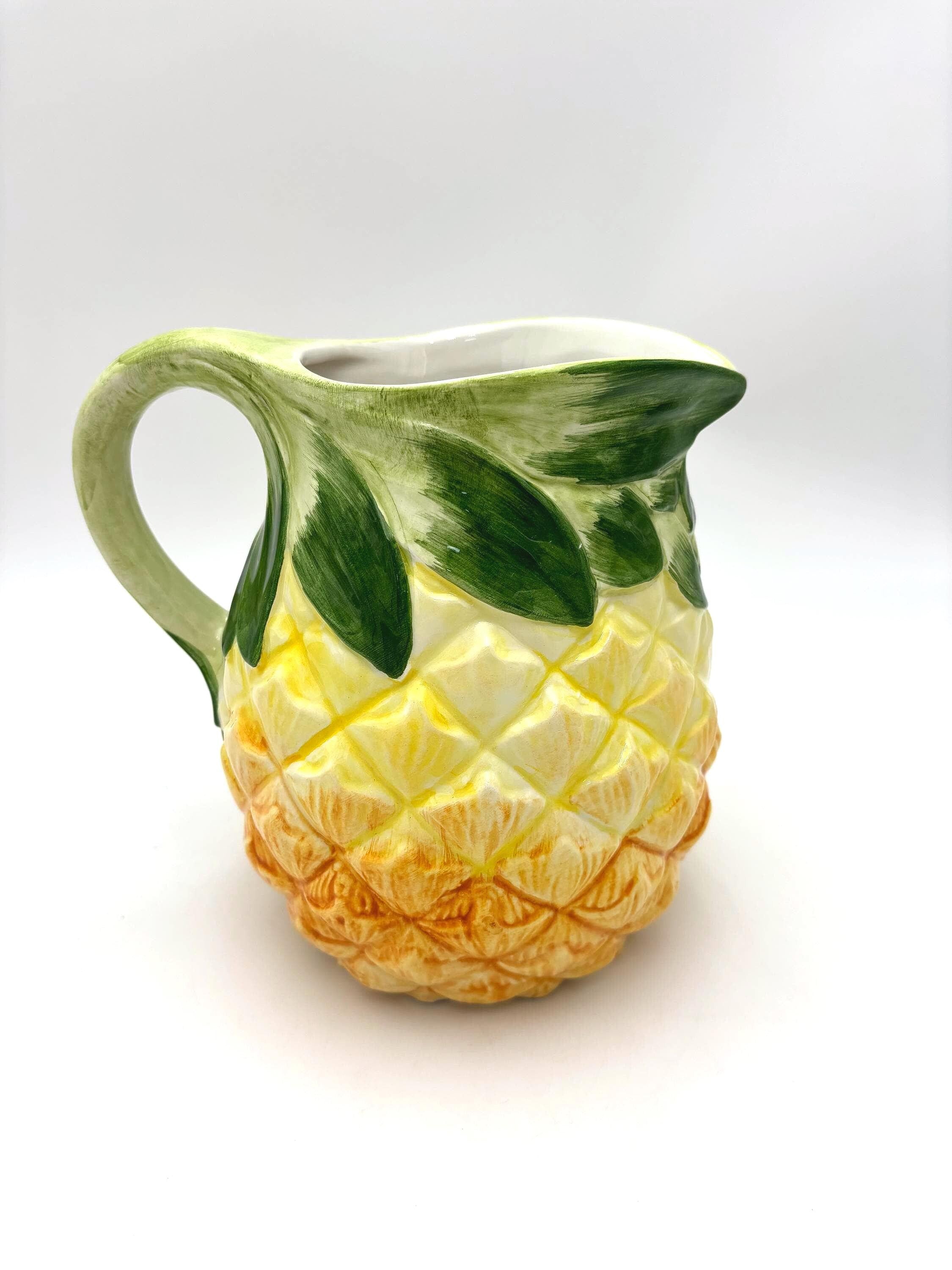 VINTAGE ITALIAN PINEAPPLE PITCHER – INTRADA MAJOLICA STYLE CERAMIC VASE COASTAL PALM BEACH BARWARE