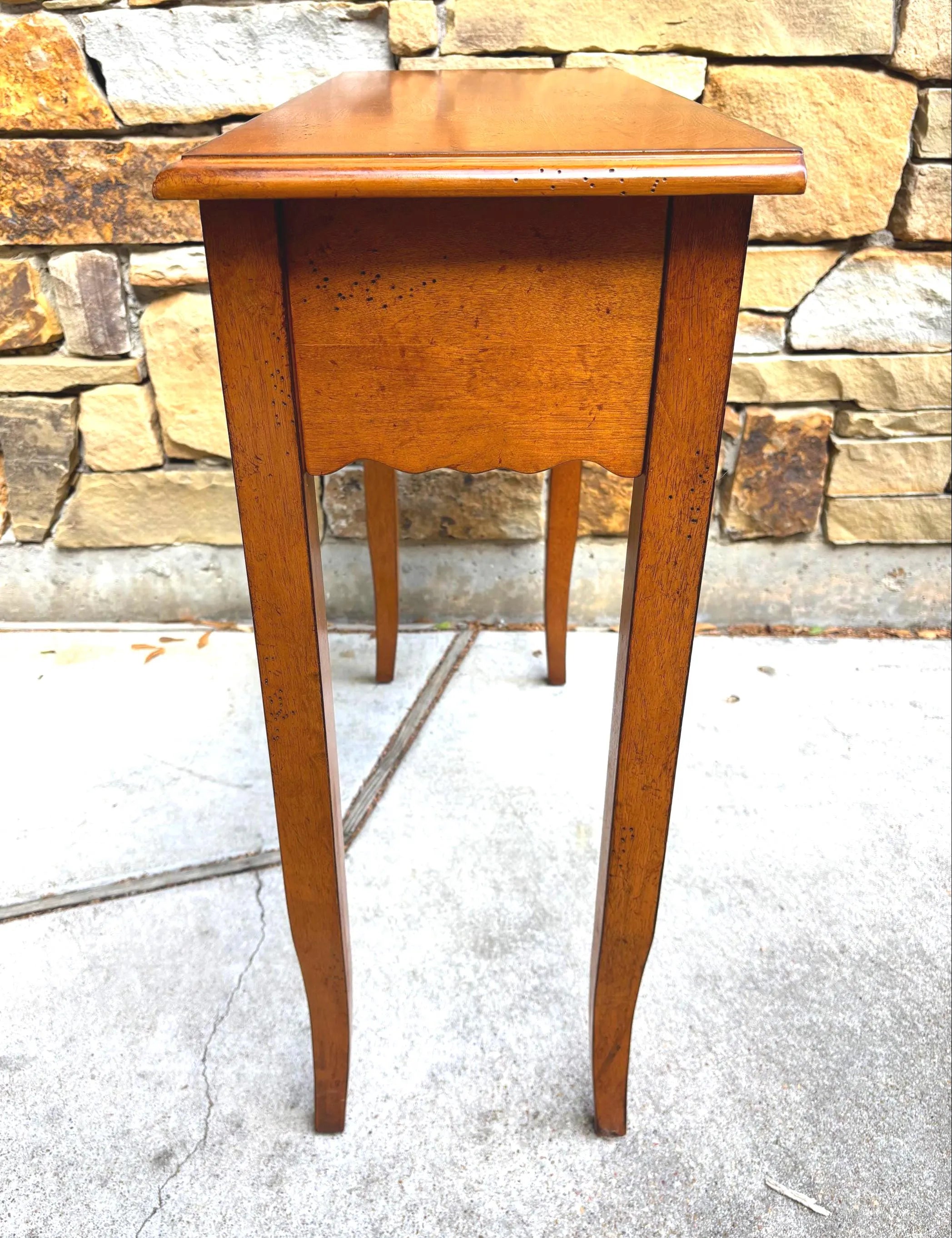 VINTAGE DISTRESSED WOOD NARROW CONSOLE TABLE – TRADITIONAL SLIM ENTRYWAY OR SOFA TABLE