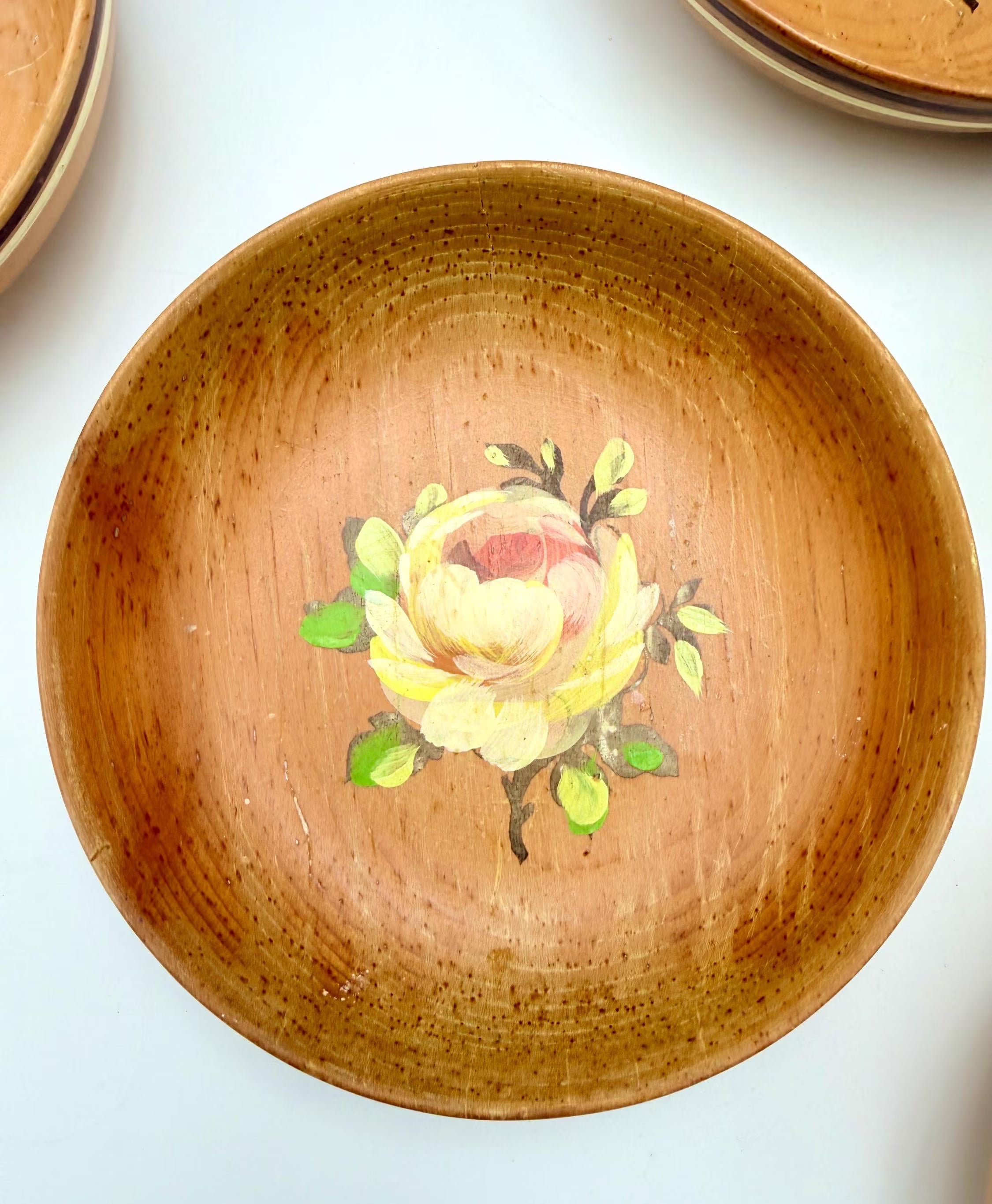 VINTAGE ROBIN HOOD WARE HAND PAINTED WOODEN BOWL SET OF 9 MID CENTURY SCANDINAVIAN FOLK SERVING BOWLS