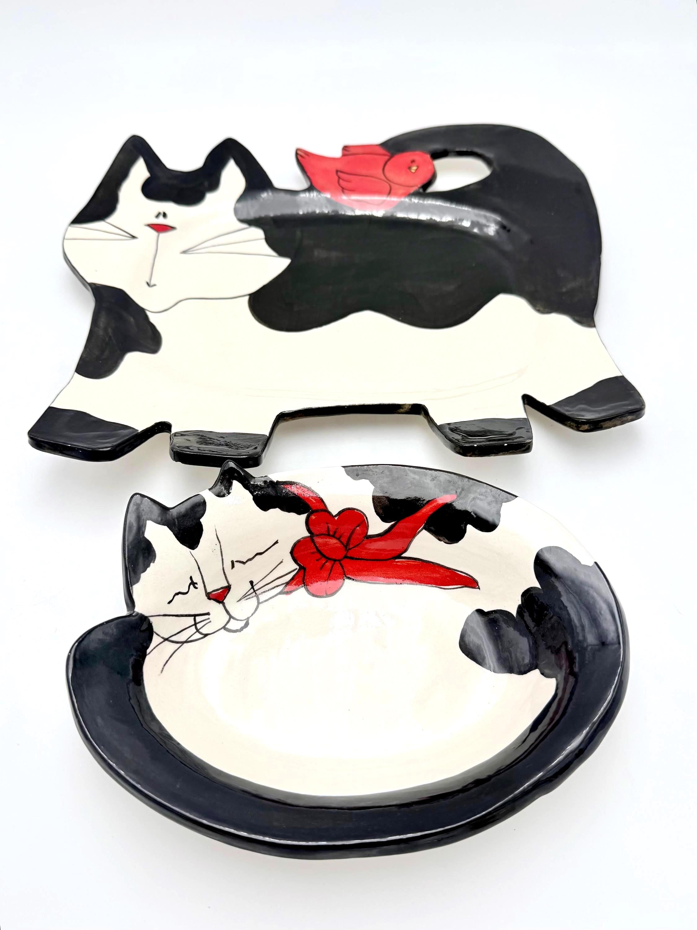 VINTAGE SIGNED FOLK ART CAT PLATTER AND BOWL SET LUCI ELLYN HAND PAINTED STUDIO POTTERY WHIMSICAL CERAMIC SERVING DISH