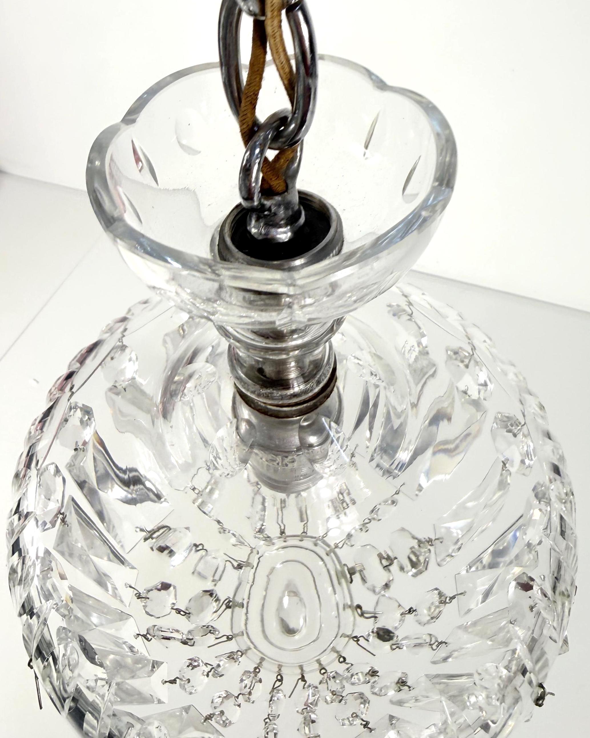 VINTAGE HOLLYWOOD REGENCY CUT CRYSTAL PENDANT CHANDELIER WITH FACETED SPEAR PRISMS