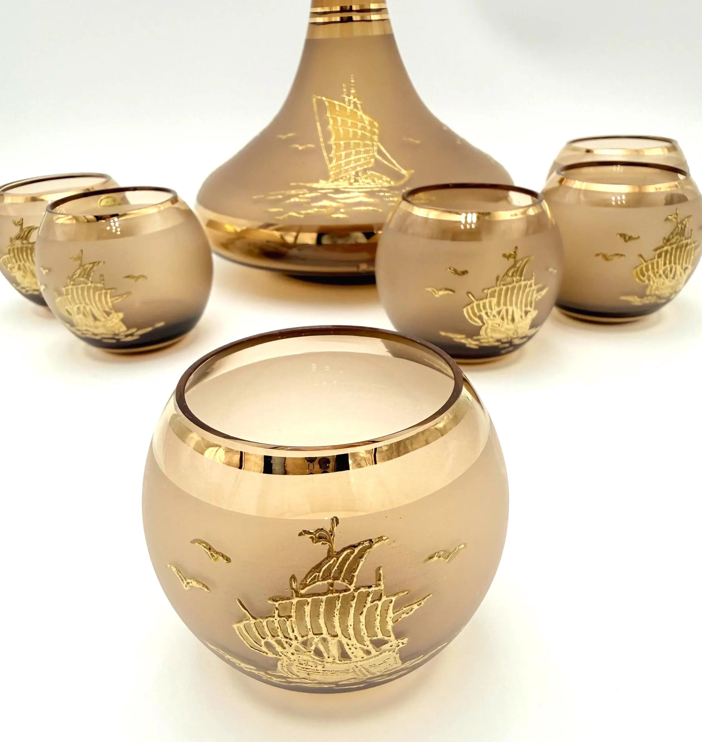 VINTAGE BOHEMIA GLASS NAUTICAL DECANTER SET – CZECHOSLOVAKIA – FROSTED CHAMPAGNE GOLD GALLEON BARWARE – 7 PIECES