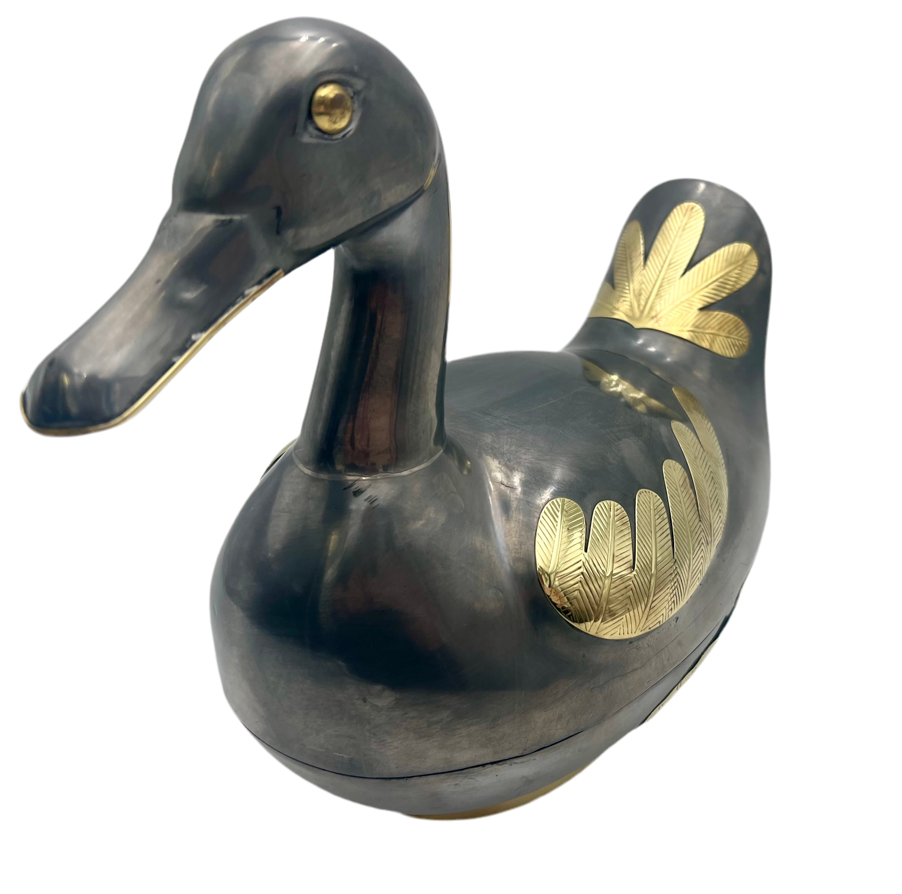 VINTAGE BRASS & PEWTER DUCK LIDDED BOX — NEIMAN MARCUS ERA INDIAN METAL ART