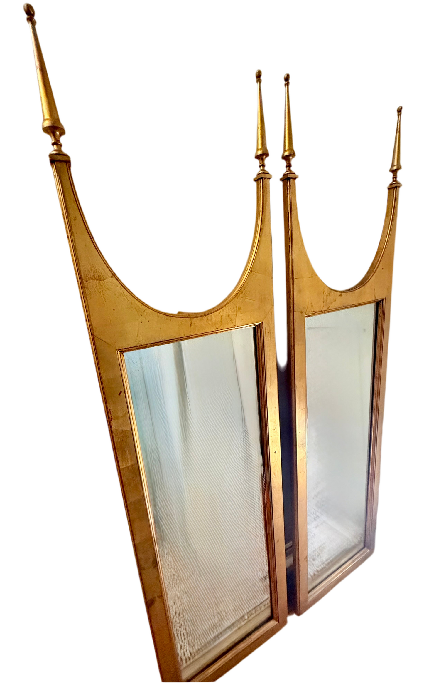 PAIR OF VINTAGE HERITAGE REGENCY GILTWOOD MIRRORS WITH FINIALS
