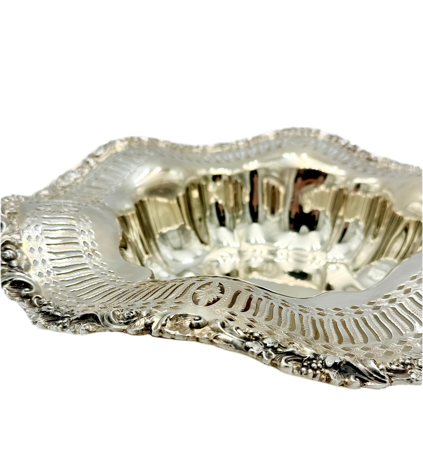 ANTIQUE E.G. WEBSTER & SONS SILVER CENTERPIECE BOWL – ROCOCO REVIVAL PIERCED BORDER – INTERNATIONAL SILVER CO. ERA – 13.5”