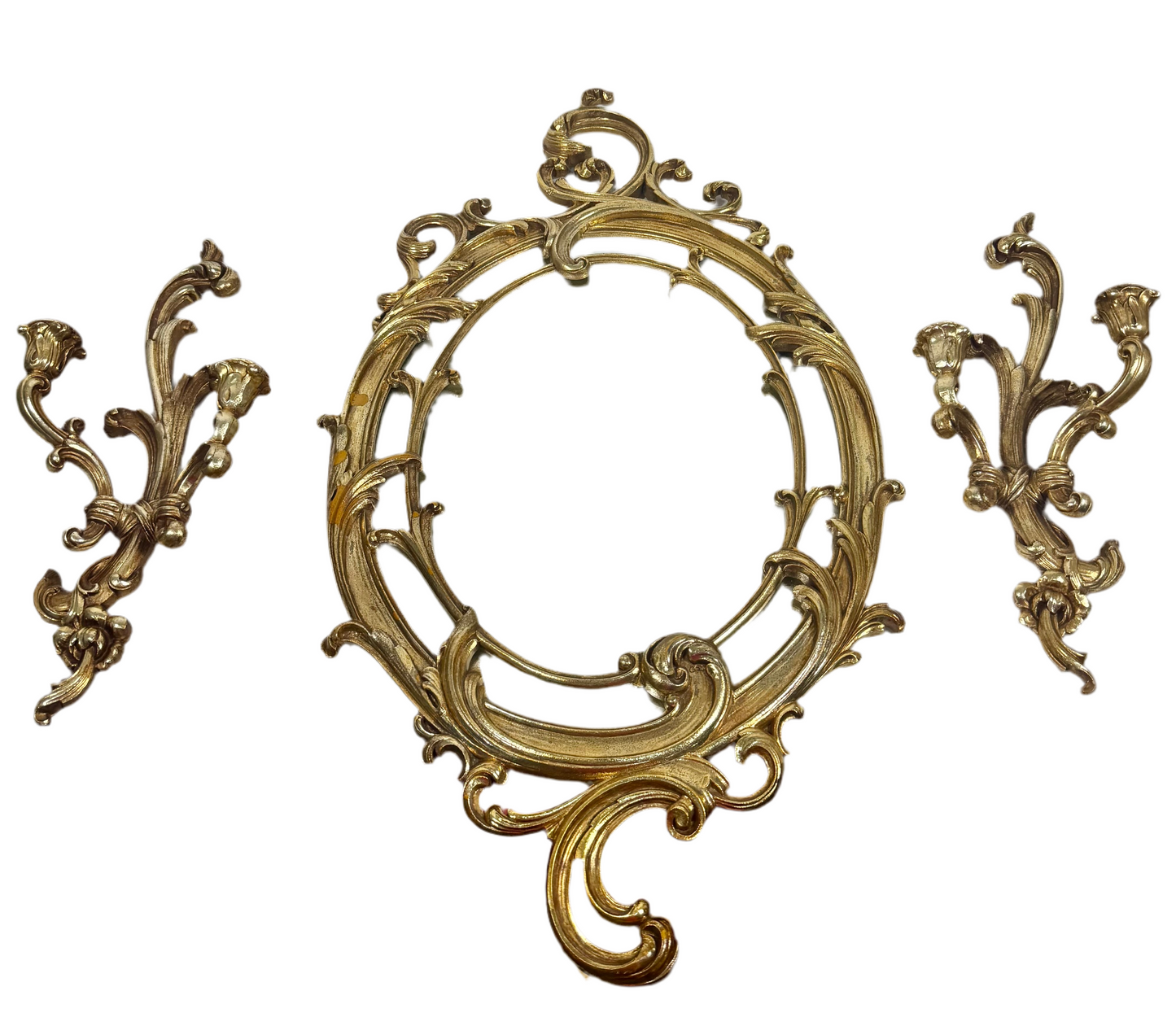 PAIR OF VINTAGE SYROCO WOOD GOLD ROCOCO CANDLE SCONCES – HOLLYWOOD REGENCY WALL DECOR