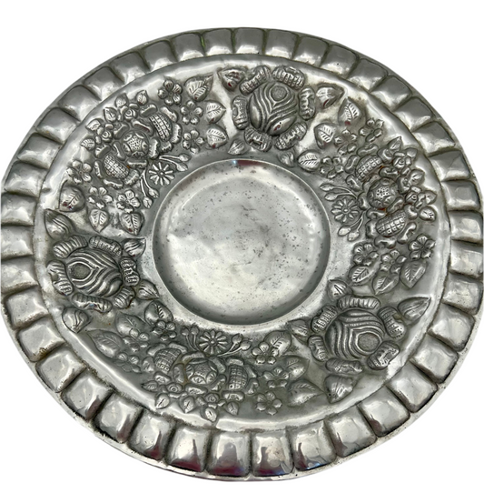 LARGE ORNATE VINTAGE PEWTER SERVING TRAY