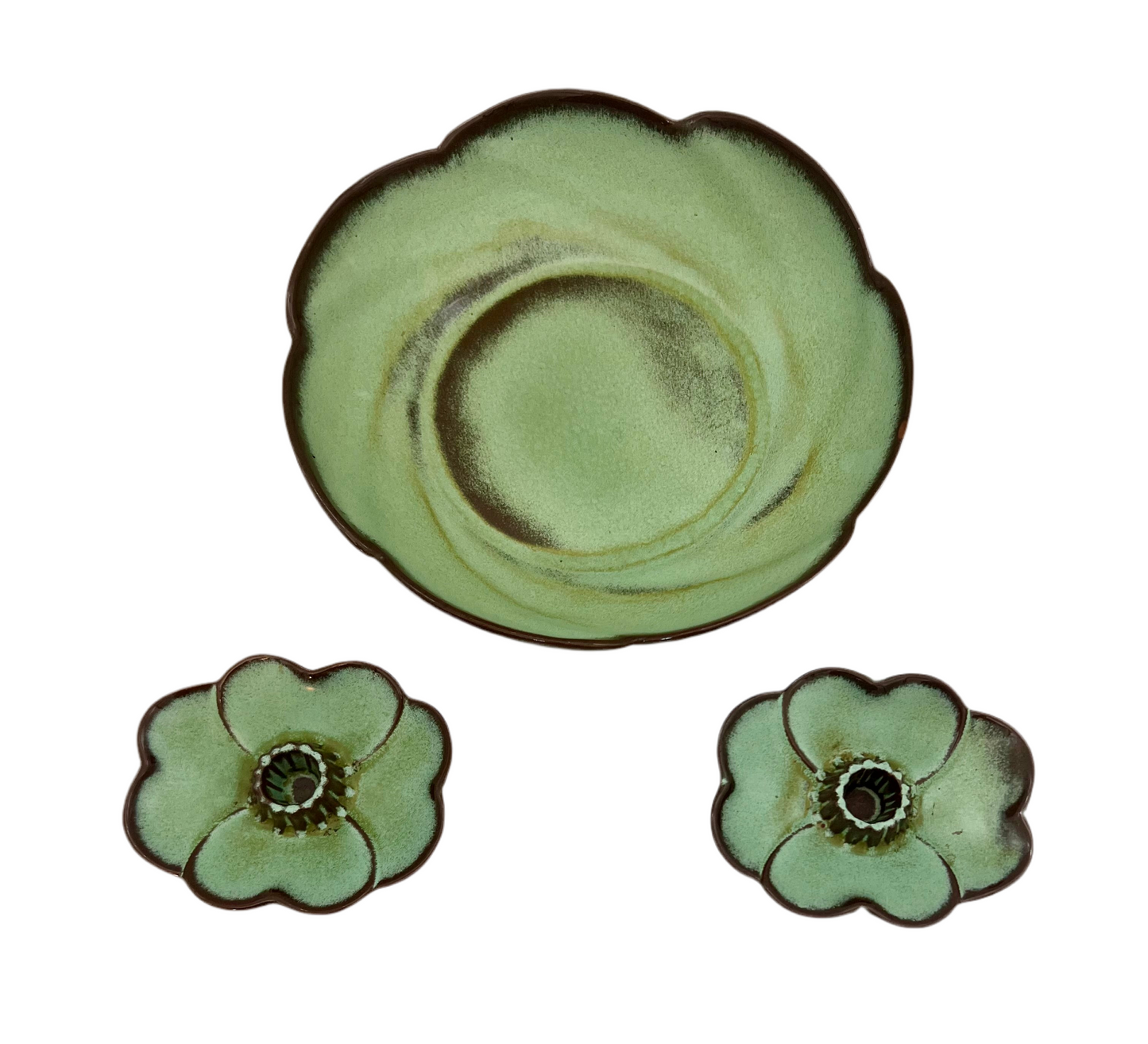 VINTAGE FRANKOMA SCALLOPED GREEN FLOWER CENTERPIECE BOWL WITH MATCHING CANDLE HOLDERS | MID CENTURY POTTERY SET