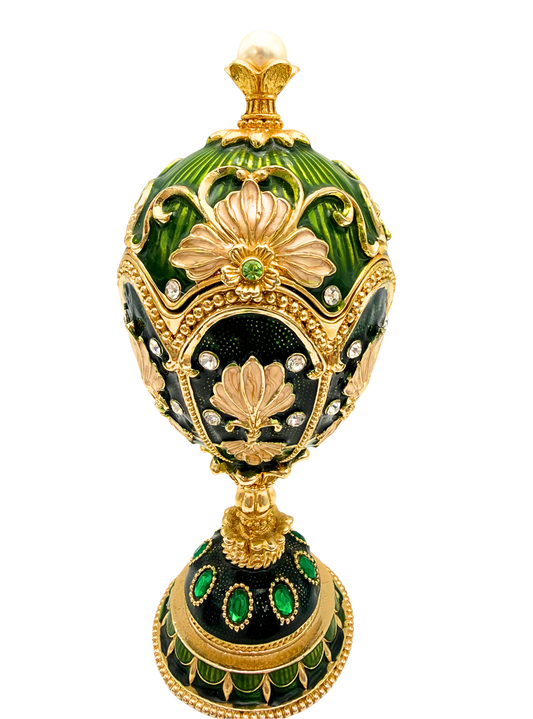 FABERGÉ STYLE EMERALD GREEN JEWELED EGG TRINKET BOX WITH GOLD SCROLLWORK AND PEDESTAL BASE – 7 INCH DECORATIVE JEWELRY BOX