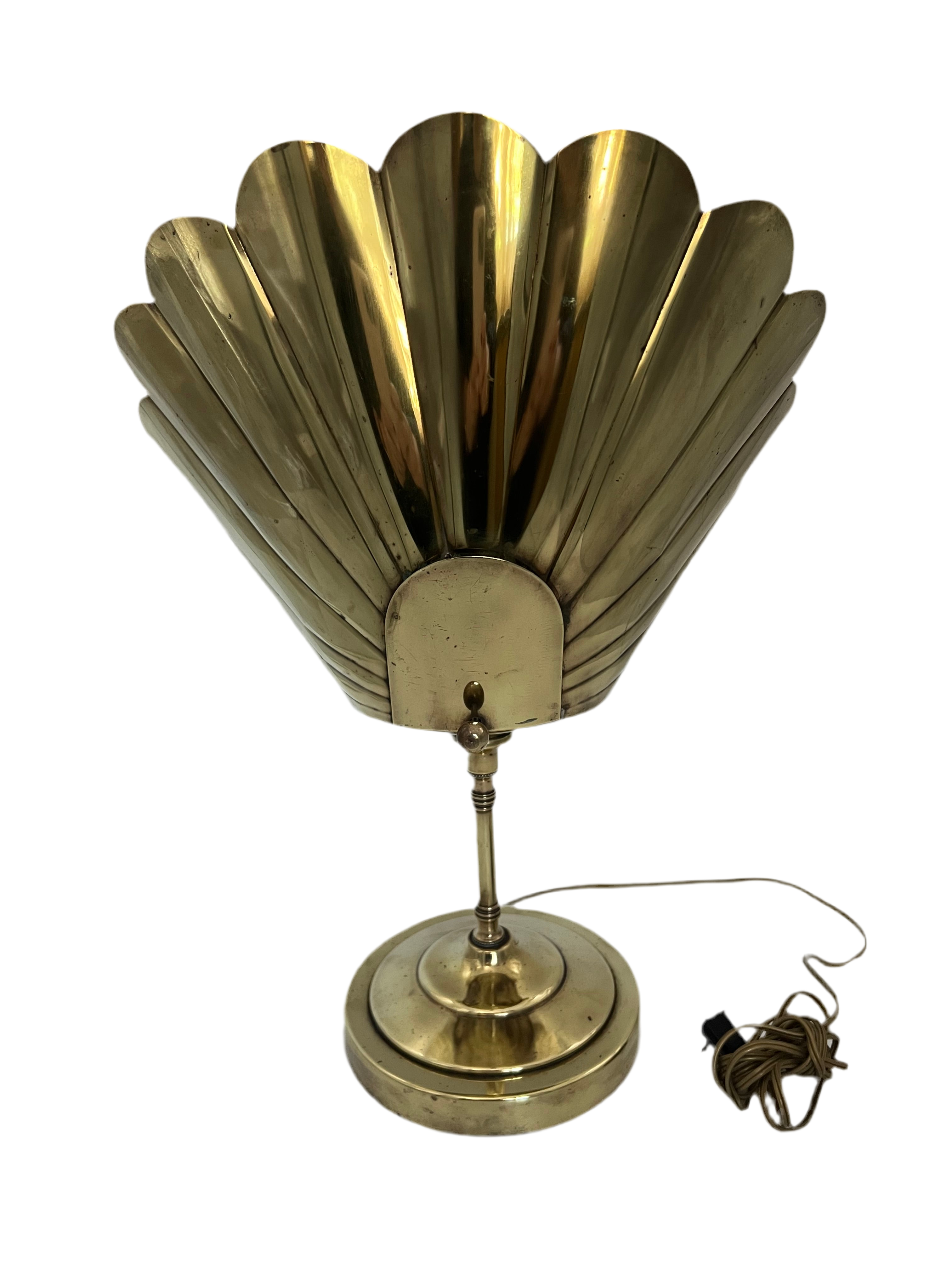 VINTAGE BRASS FAN REFLECTOR LAMP – HOLLYWOOD REGENCY GLAM