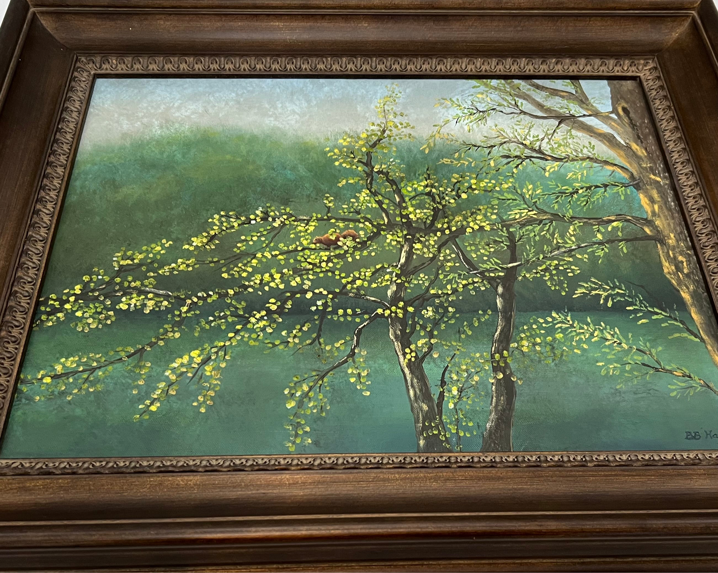 ORIGINAL ACRYLIC PAINTING BY B.B. HAYS – WOODLAND SQUIRREL IN SPRING TREE – VINTAGE 1990S NATURE LANDSCAPE ART IN CARVED WOOD FRAME