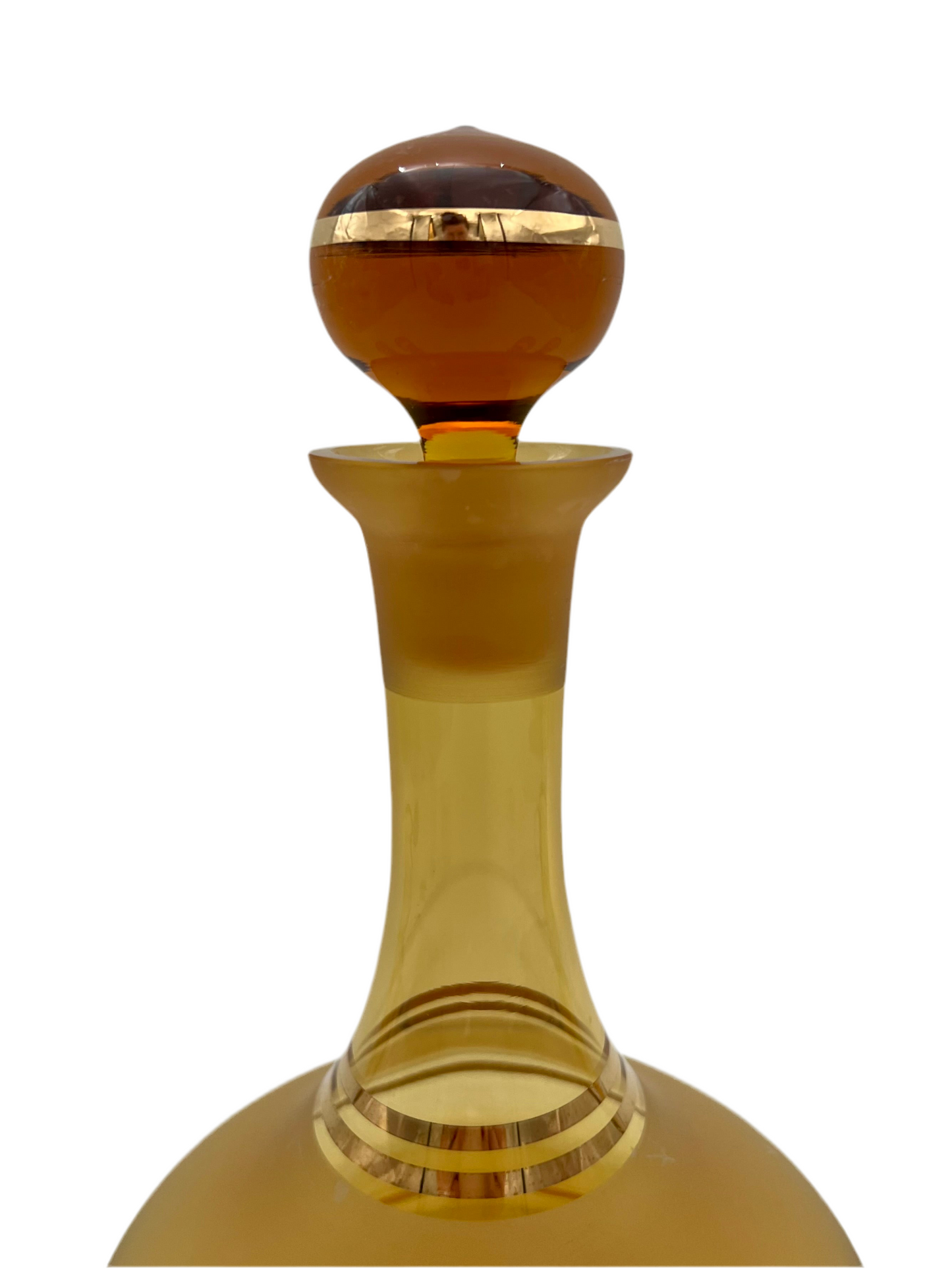 Vintage Amber Glass Decanter Set with 4 Glasses – Gold Rim Detail – Mid-Century Elegance