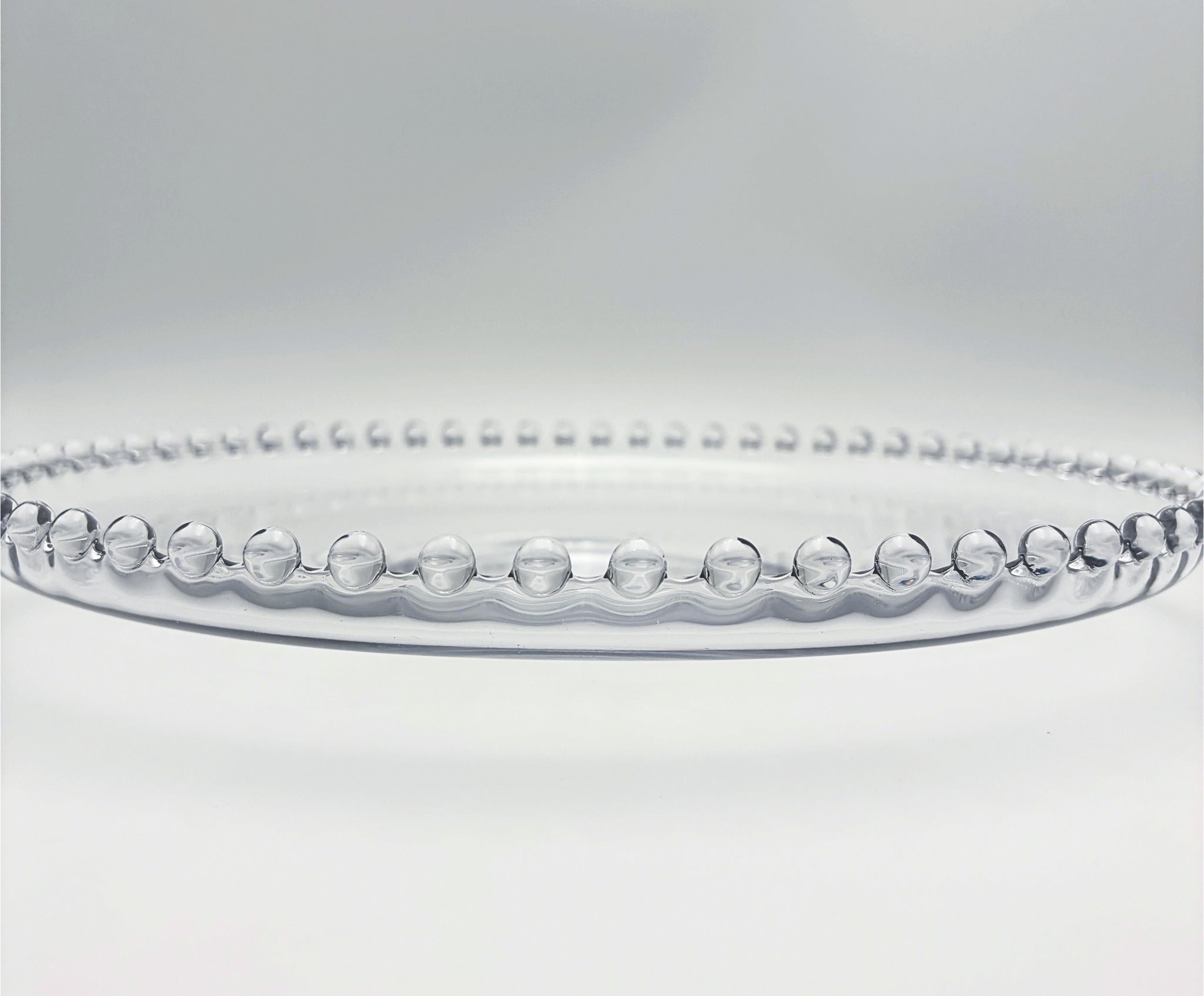VINTAGE 1960S CLEAR GLASS BEADED EDGE CAKE PLATE