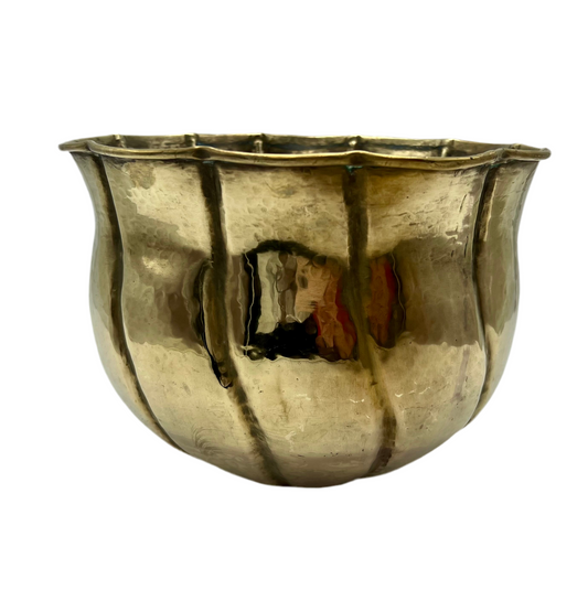 VINTAGE CLASSIC 1980’S BRASS PLANTER WITH FLUTED RIM