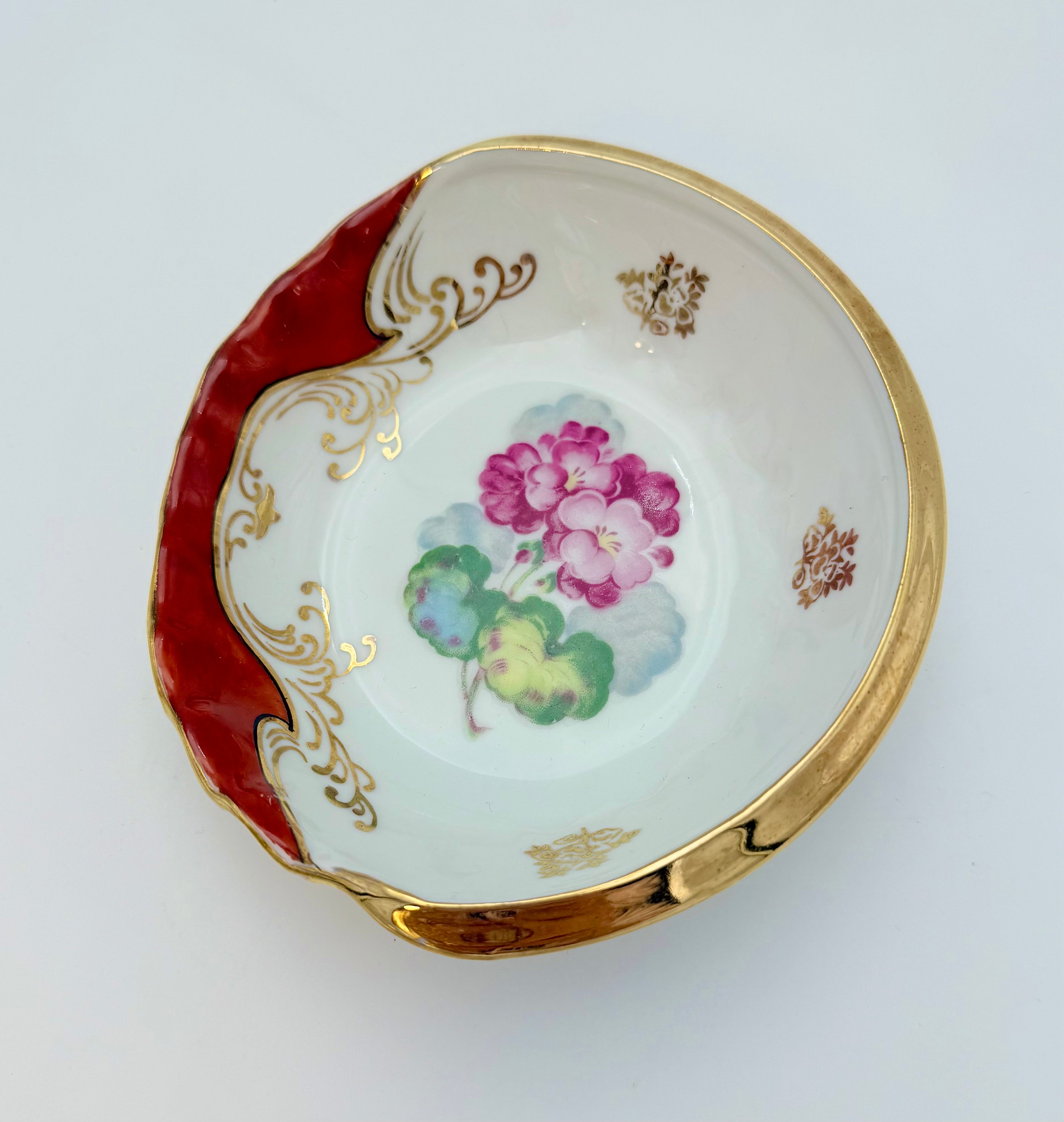 VINTAGE UCAGCO OCCUPIED JAPAN PORCELAIN TRINKET DISH | HAND PAINTED FLORAL GOLD GILT BONBON BOWL | MID CENTURY VANITY DECOR