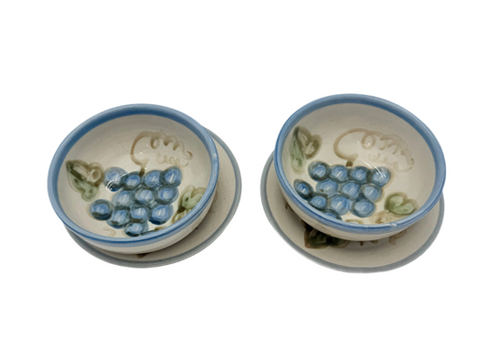 VINTAGE JOHN B TAYLOR SET OF 2 GRAPE ESIGN BOWLS WITH PLATES