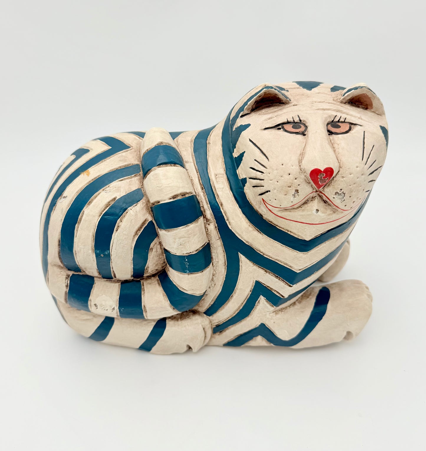 HAND-PAINTED FOLK ART CERAMIC CAT SCULPTURE – TEAL STRIPES & HEART NOSE – WHIMSICAL VINTAGE POTTERY