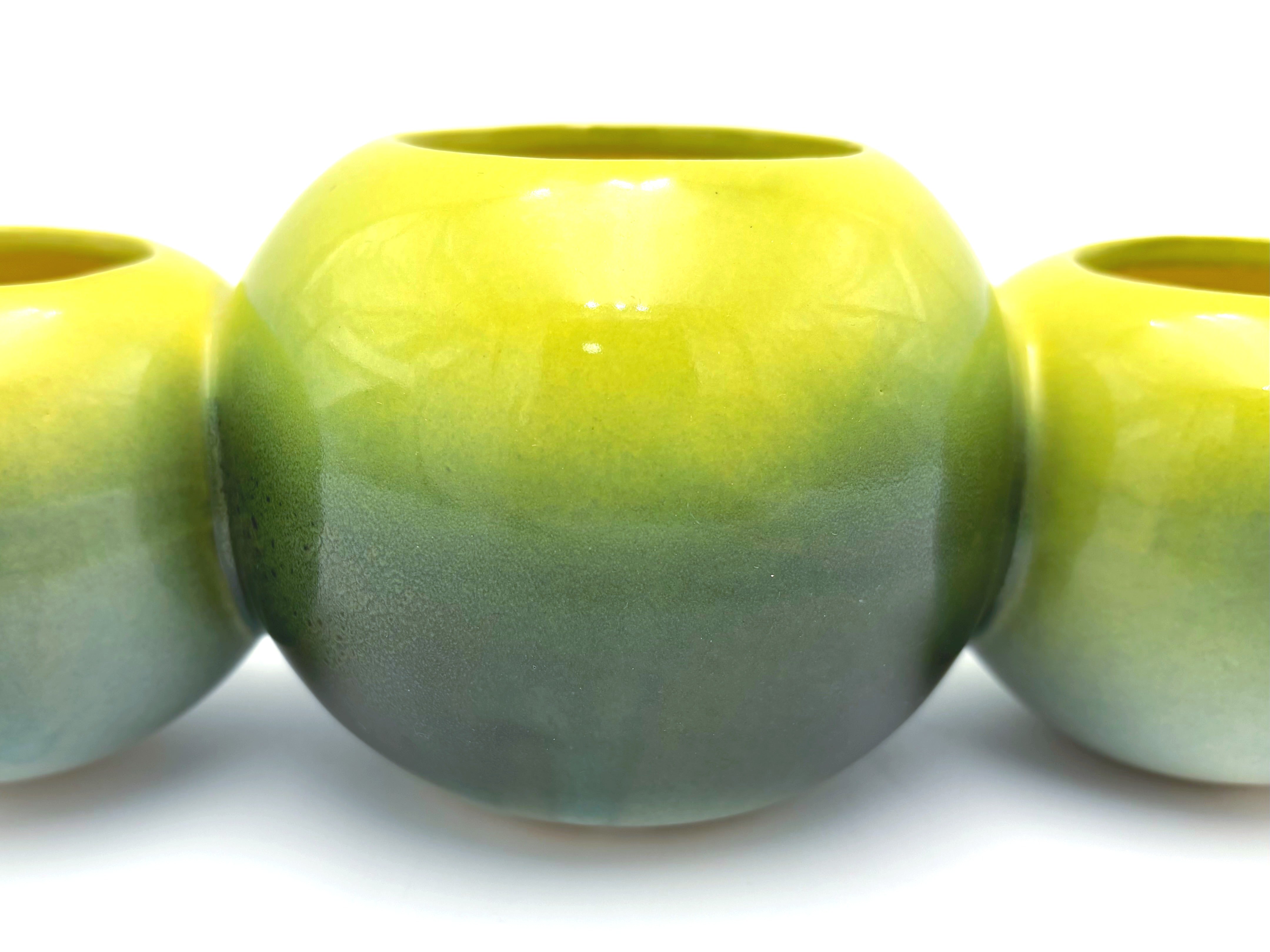 VINTAGE HULL POTTERY TRIPLE PLANTER – CHARTREUSE GREEN MID-CENTURY CERAMIC FLOWER ARRANGER