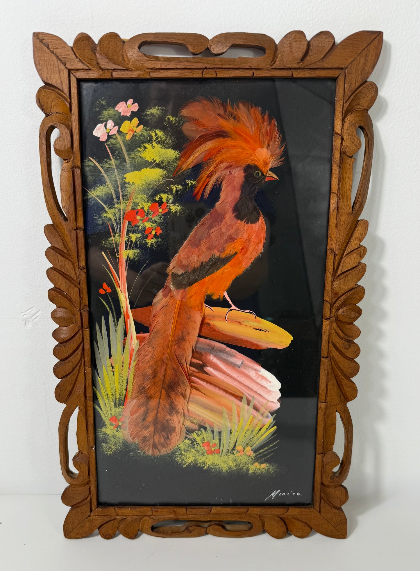 VINTAGE MEXICAN FEATHER ART – HANDCRAFTED EXOTIC BIRD PAIR IN CARVED WOOD FRAMES | MID-CENTURY FOLK ART