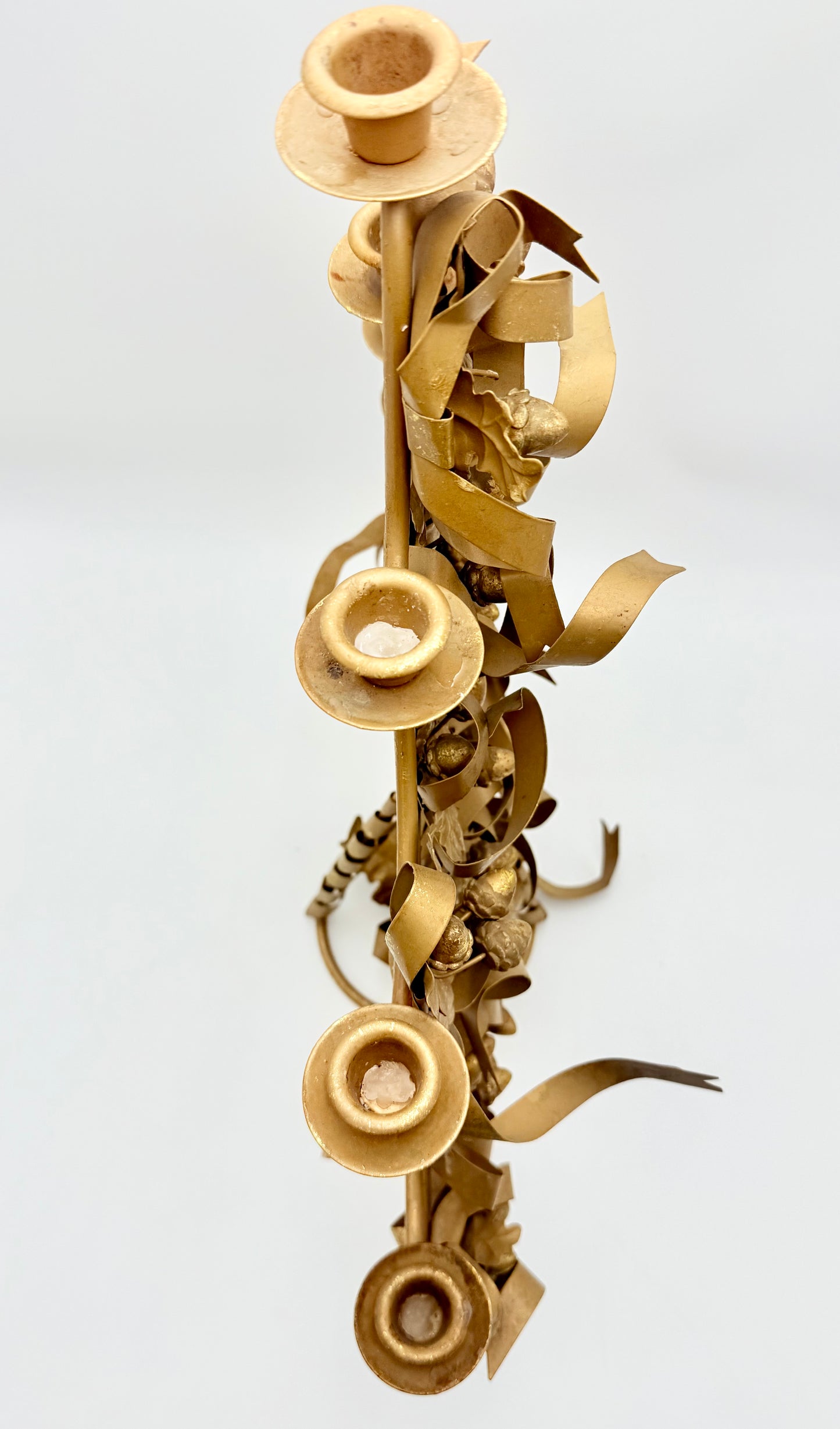 VINTAGE ITALIAN GILT TOLE CHRISTMAS TREE CANDELABRA WITH ACORNS AND RIBBONS – HOLLYWOOD REGENCY GOLD METAL CANDLE HOLDER