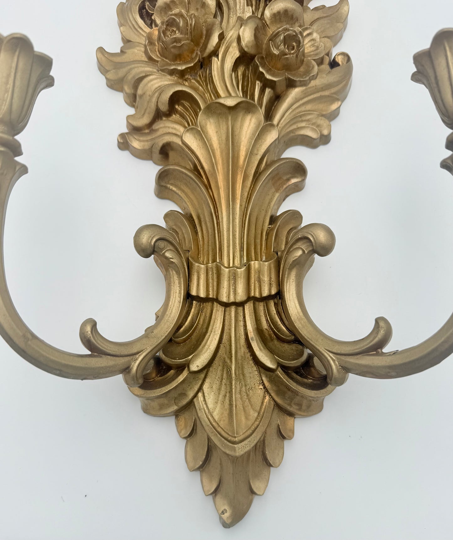 VINTAGE 1973 SYROCO BRONZE/GOLD FLORAL TWO-ARM WALL SCONCE – HOLLYWOOD REGENCY ROCOCO STYLE, GILT FLOWER DESIGN, MADE IN USA, 26 INCHES TALL (Copy)