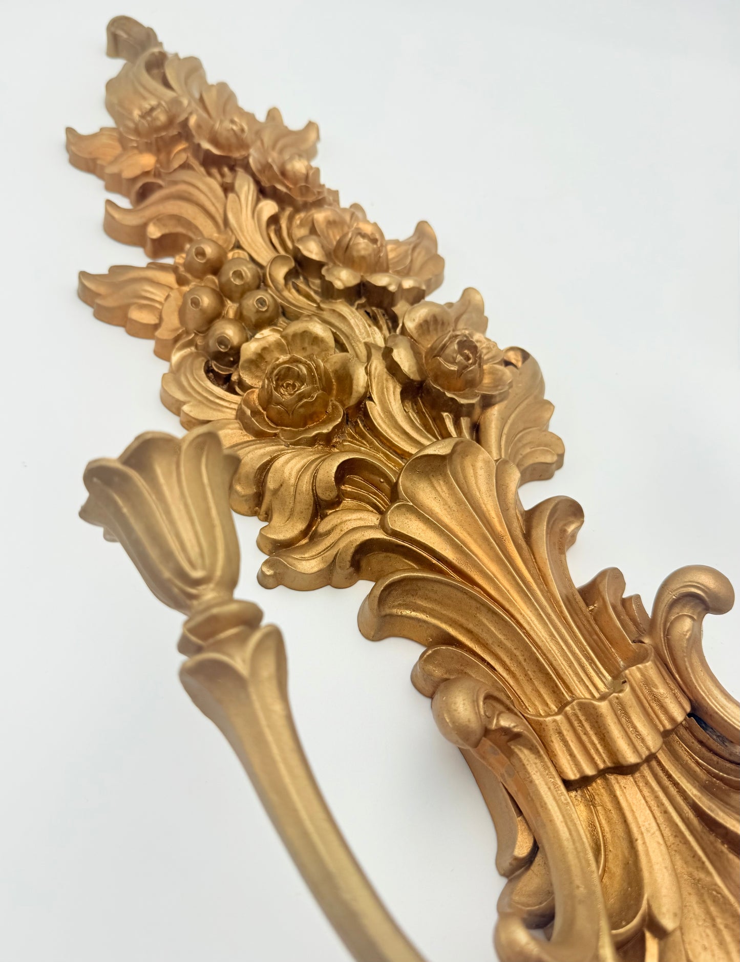 VINTAGE 1973 SYROCO BRONZE/GOLD FLORAL TWO-ARM WALL SCONCE – HOLLYWOOD REGENCY ROCOCO STYLE, GILT FLOWER DESIGN, MADE IN USA, 26 INCHES TALL (Copy)