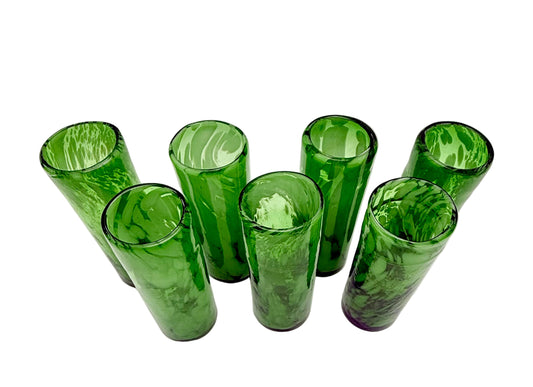 VINTAGE HAND BLOWN GREEN GLASS TUMBLERS – SET OF 7 ARTISAN SWIRL DRINKING GLASSES MID CENTURY MODERN BARWARE