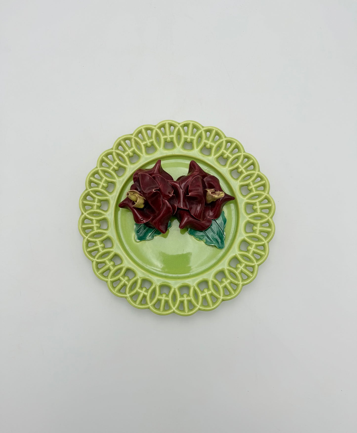 VINTAGE ITALIAN CAPODIMONTE–STYLE RETICULATED WALL PLAQUE