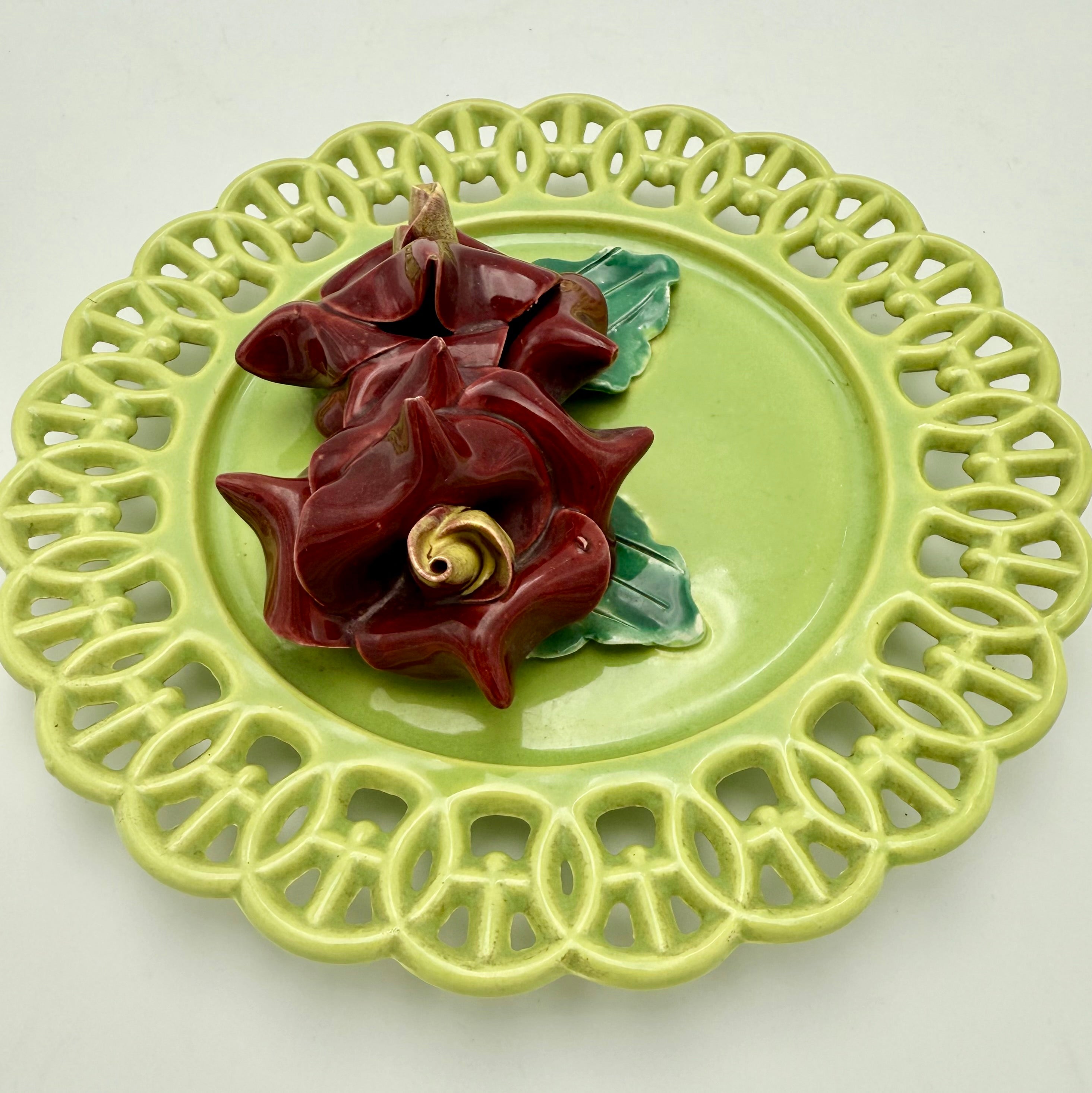 VINTAGE ITALIAN CAPODIMONTE–STYLE RETICULATED WALL PLAQUE