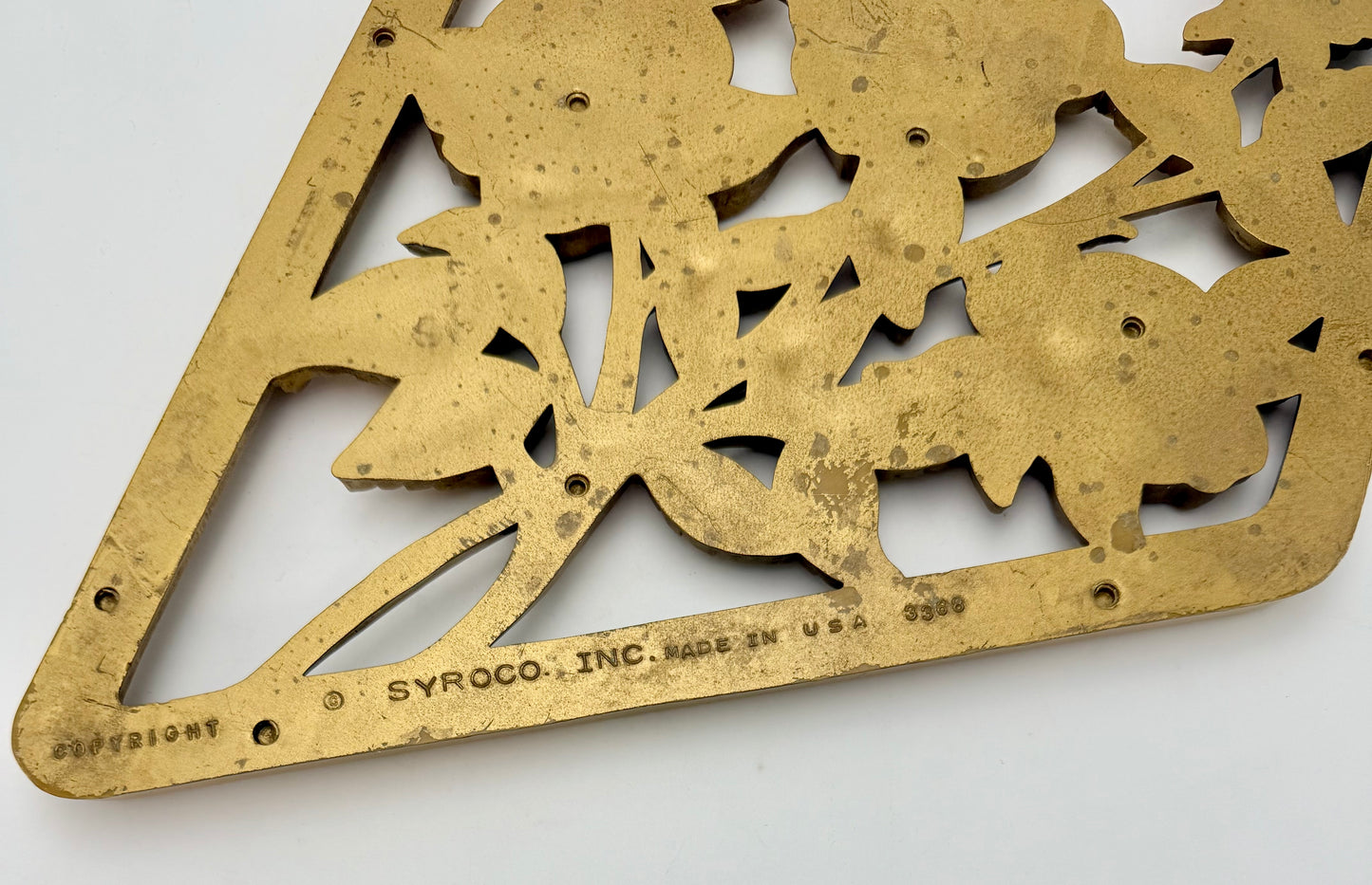 VINTAGE SYROCO GOLD ROSE WALL PLAQUE • 1960S HOLLYWOOD REGENCY FLORAL DECOR • MADE IN USA