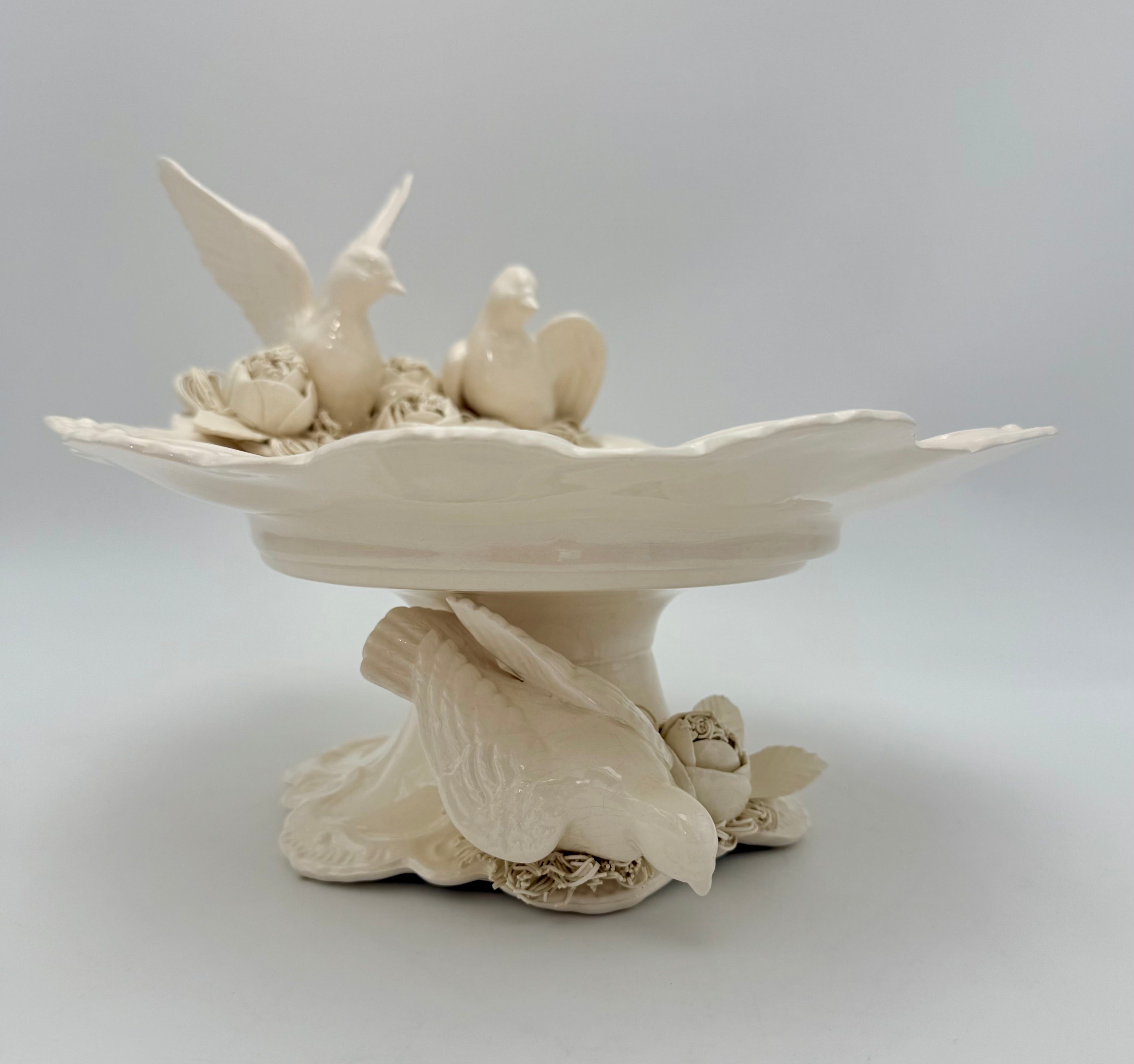 VINTAGE CAPODIMONTE STYLE PEDESTAL CENTERPIECE WITH THREE DOVES AND FLORAL SPAGHETTI PORCELAIN DETAILING