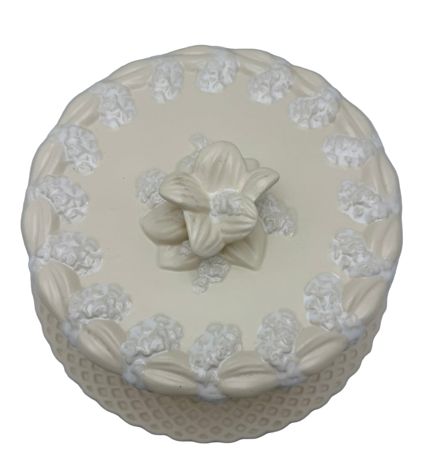 VINTAGE PORTUGUESE EARTHENWARE COVERED DOME WITH MATCHING PLATE – CREAM & WHITE FLORAL RELIEF – 12.5”