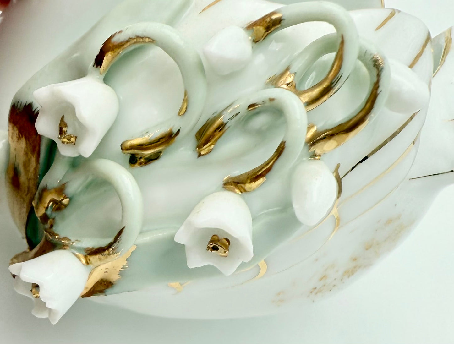 VINTAGE LEFTON CHINA PORCELAIN SWAN • LILY-OF-THE-VALLEY • GOLD GILT • HAND PAINTED