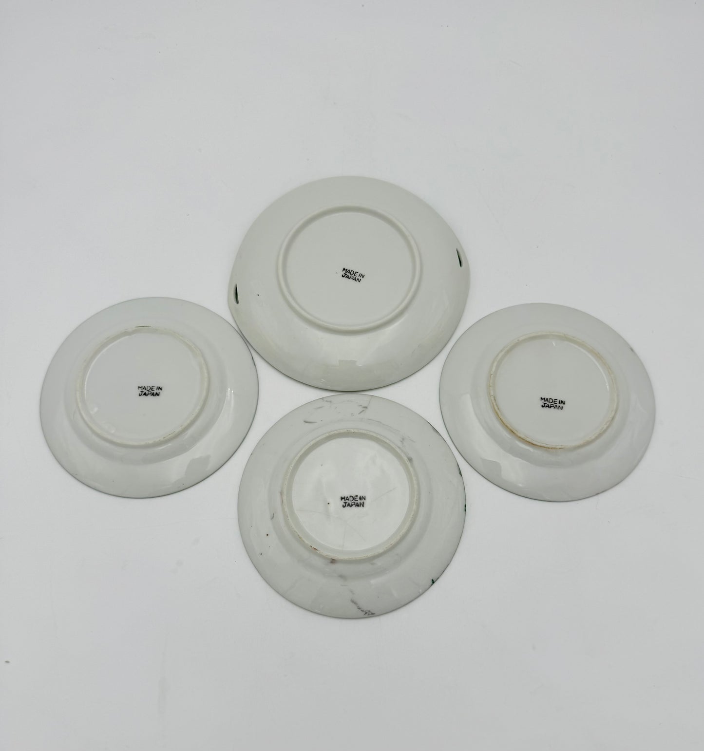 VINTAGE MADE IN JAPAN FLORAL PLATE & TRAY SET – 1950S HAND-PAINTED CERAMIC – 4.25” PLATES & 5” HANDLED TRAY – COTTAGECORE FLORAL DISH SET