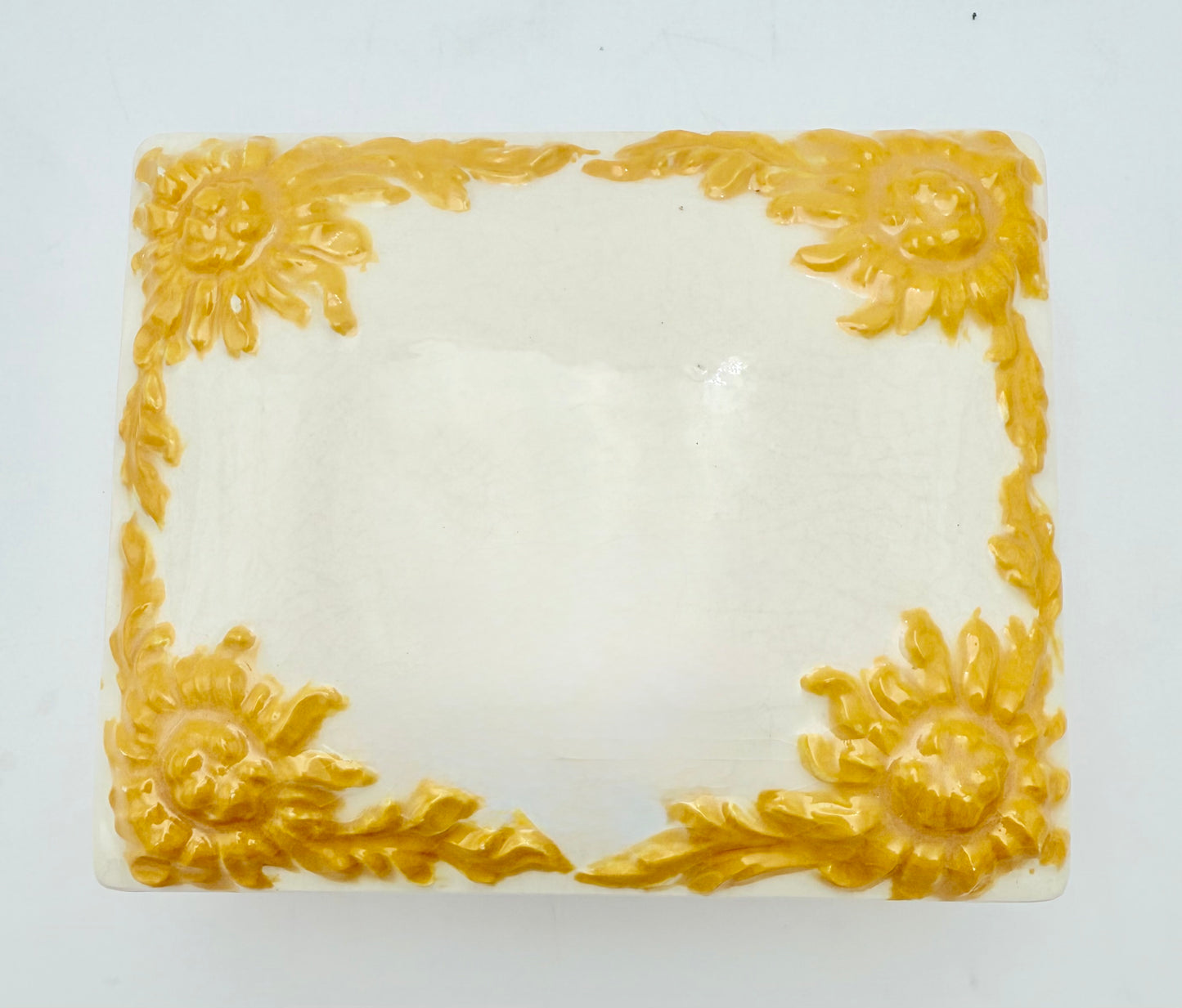 VINTAGE ITALIAN-STYLE CERAMIC SUNFLOWER JEWELRY BOX WITH RAISED RELIEF & CRACKLE GLAZE