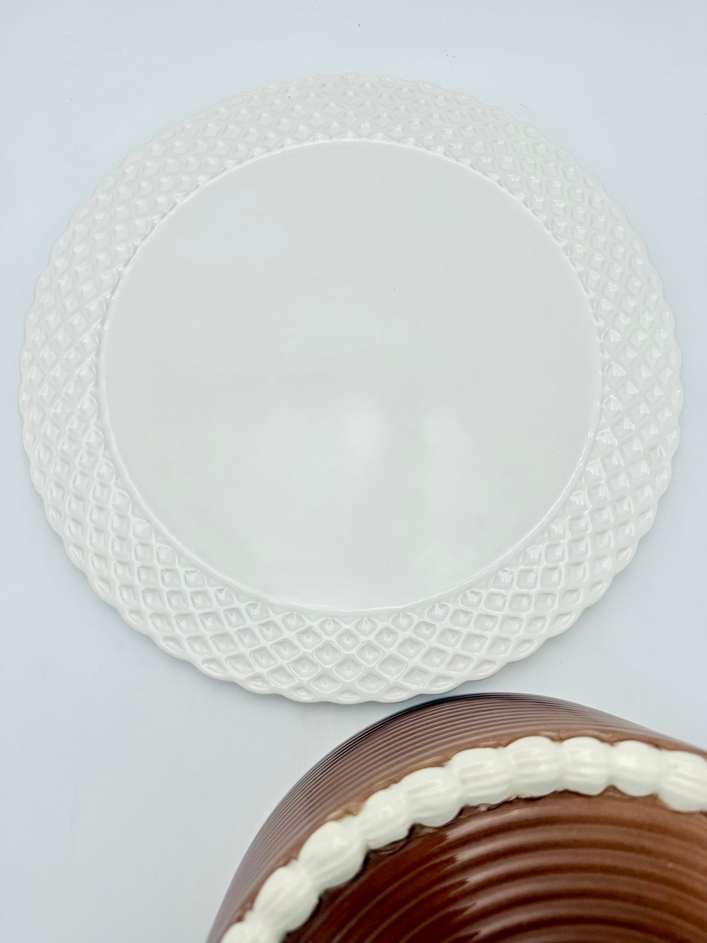 HANDCRAFTED PORTUGUESE CERAMIC CAKE KEEPER WITH ROSE FINIAL | VINTAGE CHEESE DOME & SERVING PLATTER