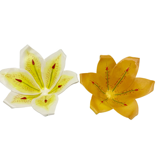 MUSTARDSEED & MOONSHINE HANDMADE CERAMIC LILY BOWLS – PAIR