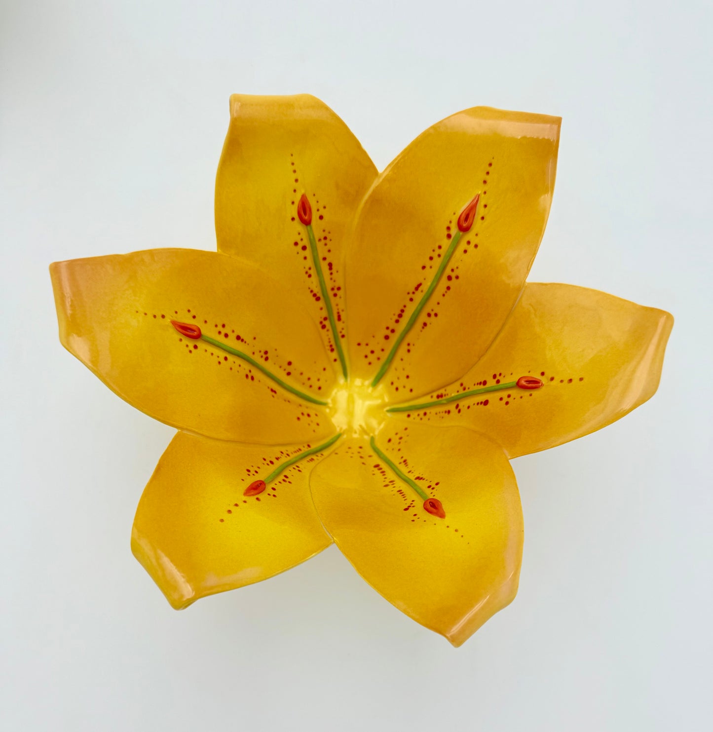 MUSTARDSEED & MOONSHINE HANDMADE CERAMIC LILY BOWLS – PAIR