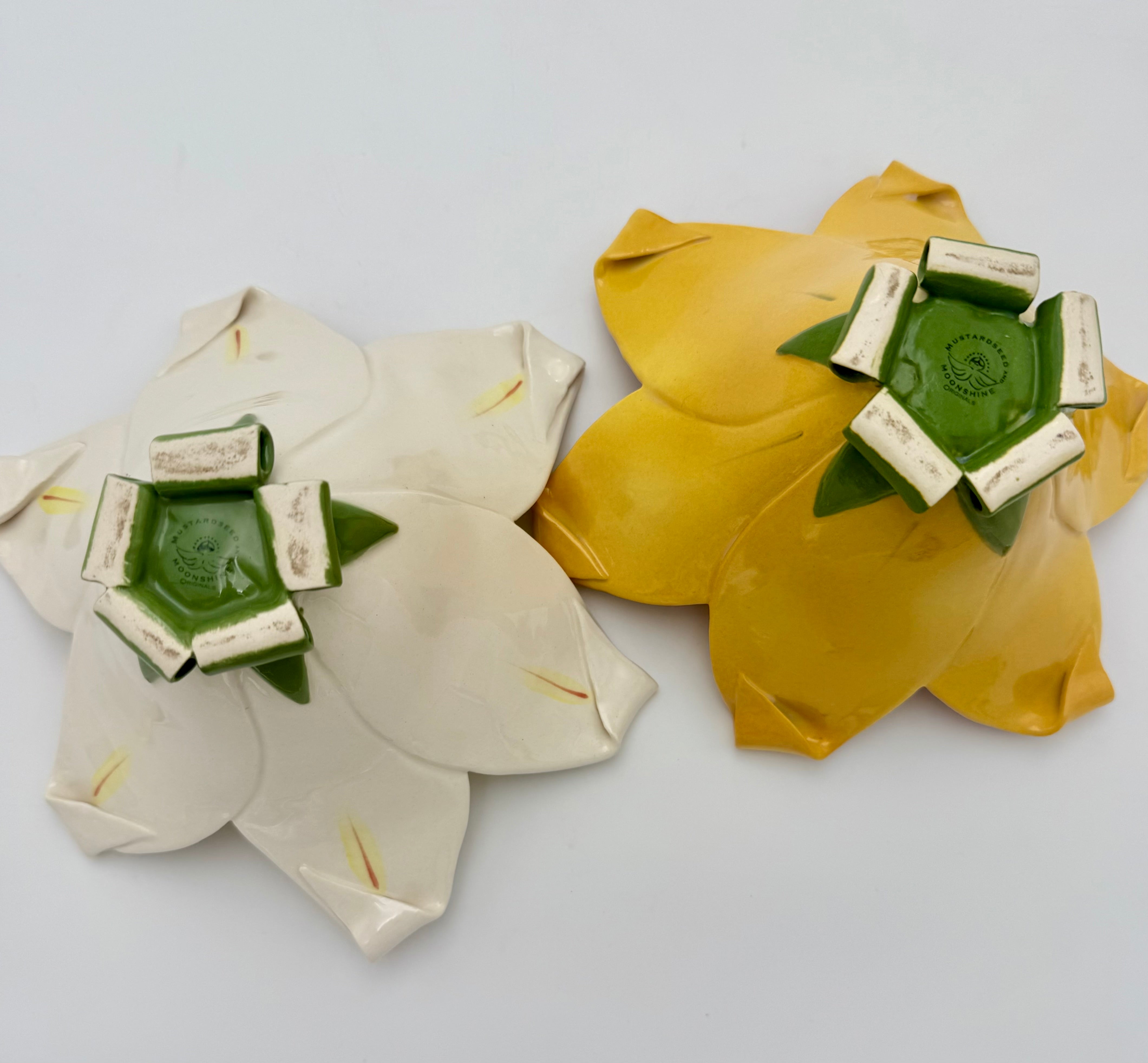 MUSTARDSEED & MOONSHINE HANDMADE CERAMIC LILY BOWLS – PAIR