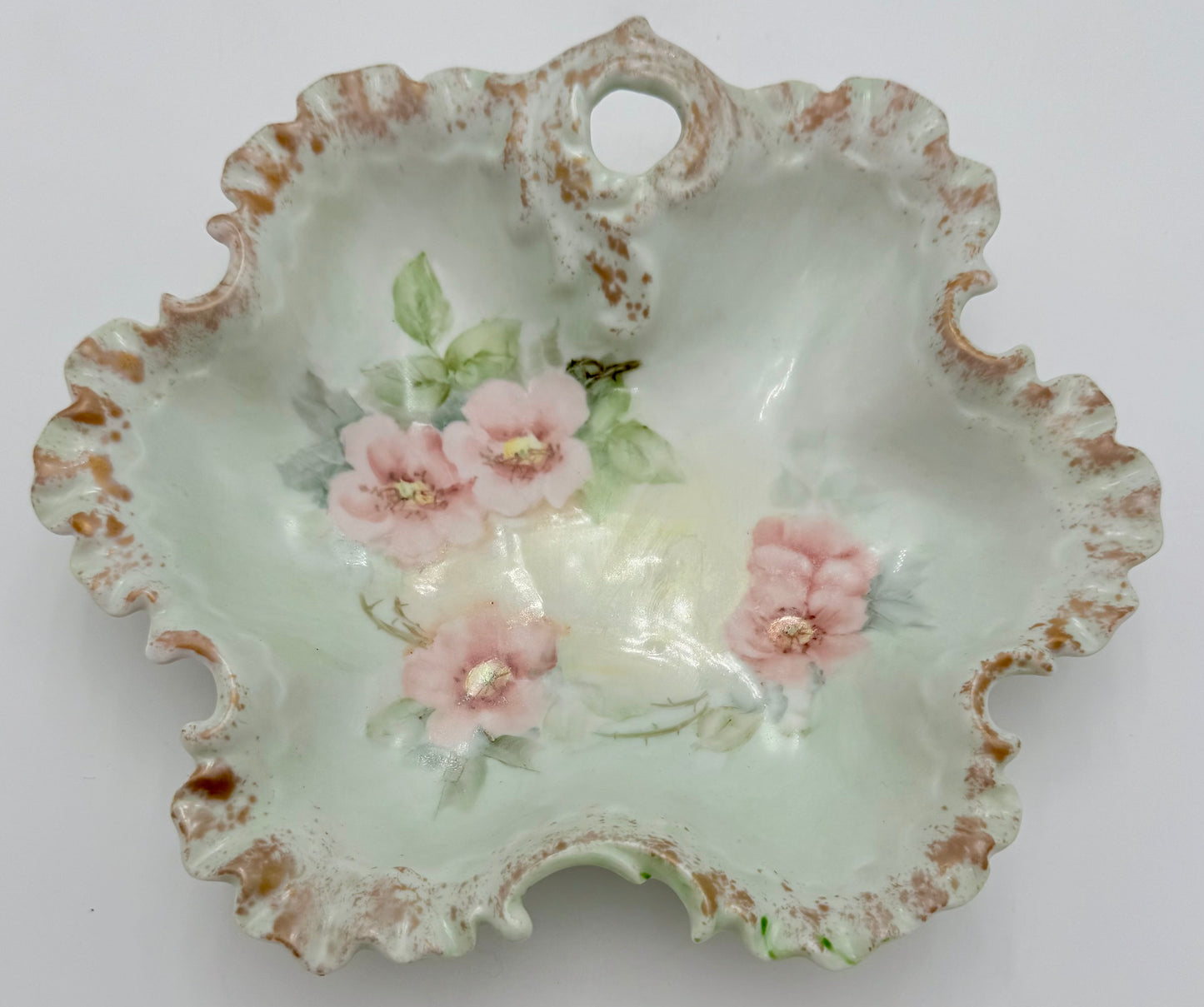 ANTIQUE ROSENTHAL MONBIJOU GERMANY LATTICE LEAF NUT/CANDY DISH, CIRCA 1899