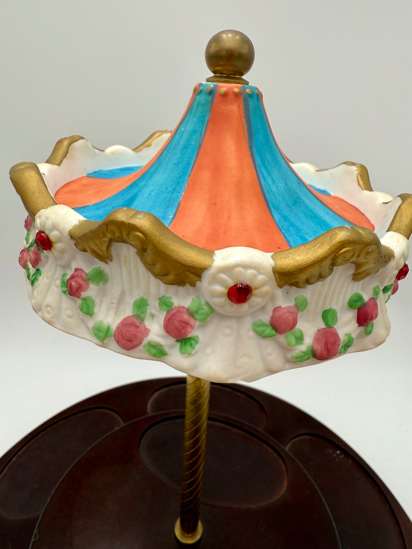 VINTAGE SCARBOROUGH FAIR MUSICAL CAROUSEL, 24 K GOLD PLATED