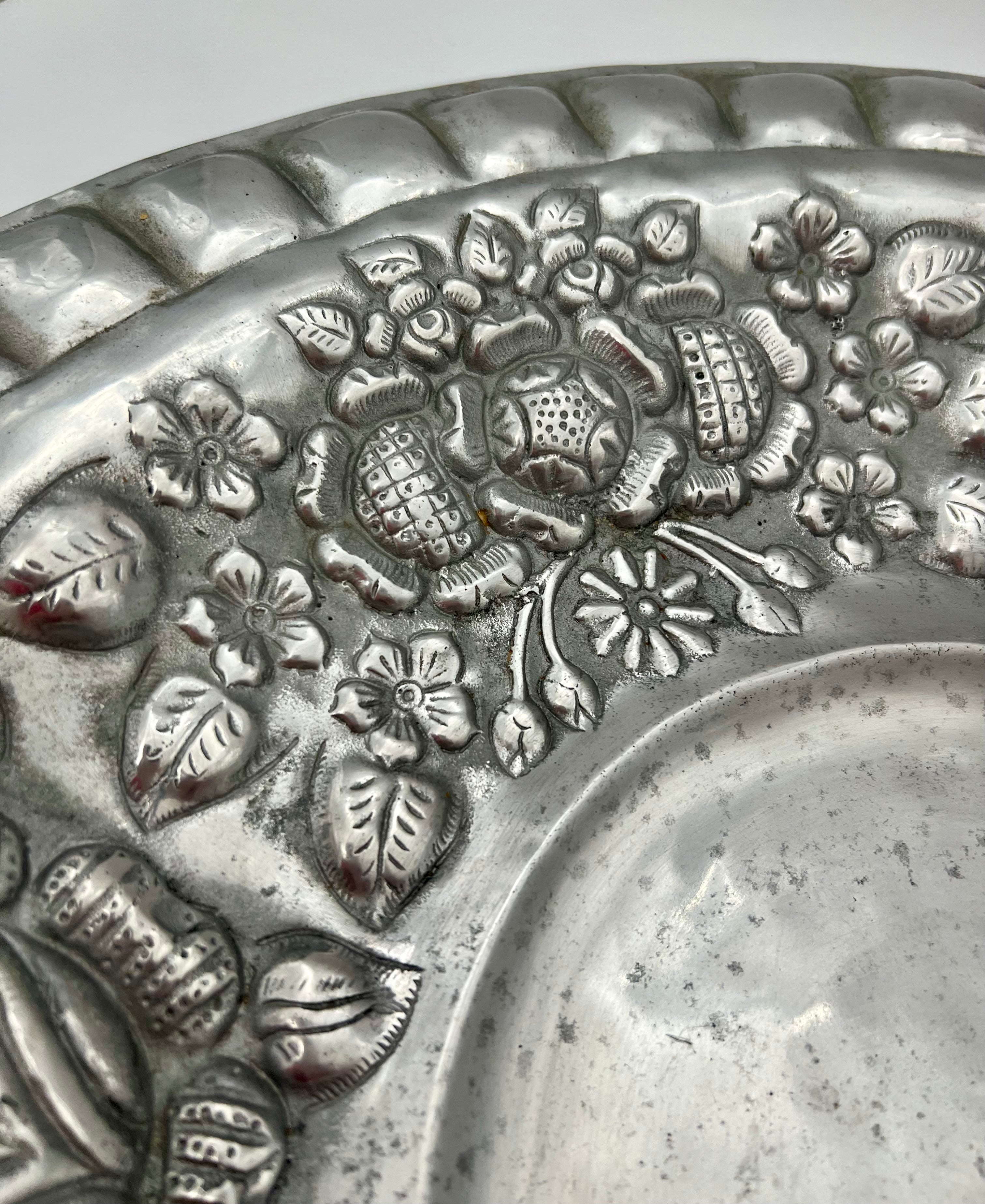 VINTAGE 1950s HAND-EMBOSSED PEWTER TRAY