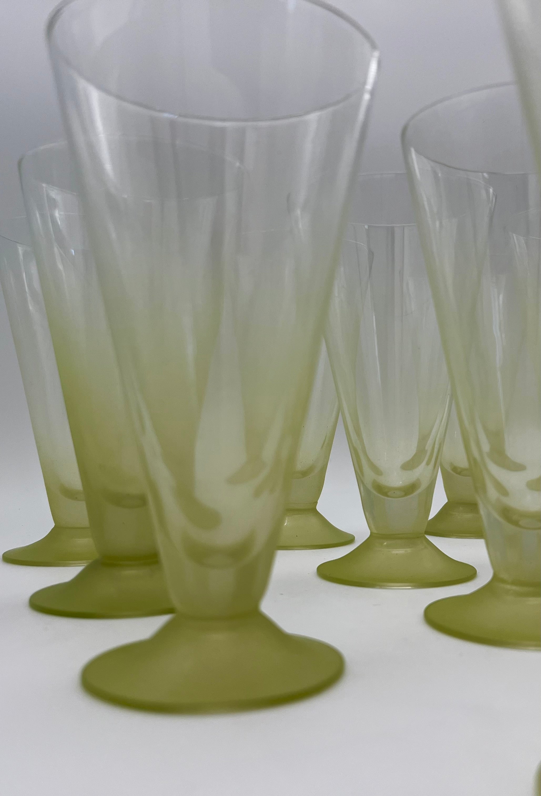 SET OF 11 VINTAGE 1960S BLENDO LIME GREEN FROSTED GOBLETS PARFAIT GLASSES MID CENTURY MODERN