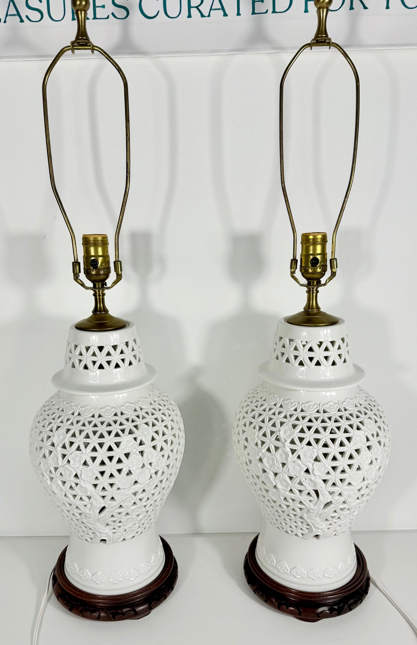 REFURBISHED VINTAGE PAIR OF BLANC DE CHINE TABLE LAMPS WITH 3 SETTINGS, 1950s