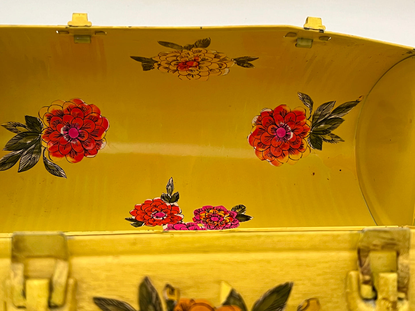 FOLK ART 1960s DECOUPAGE LUNCH BOX/PURSE