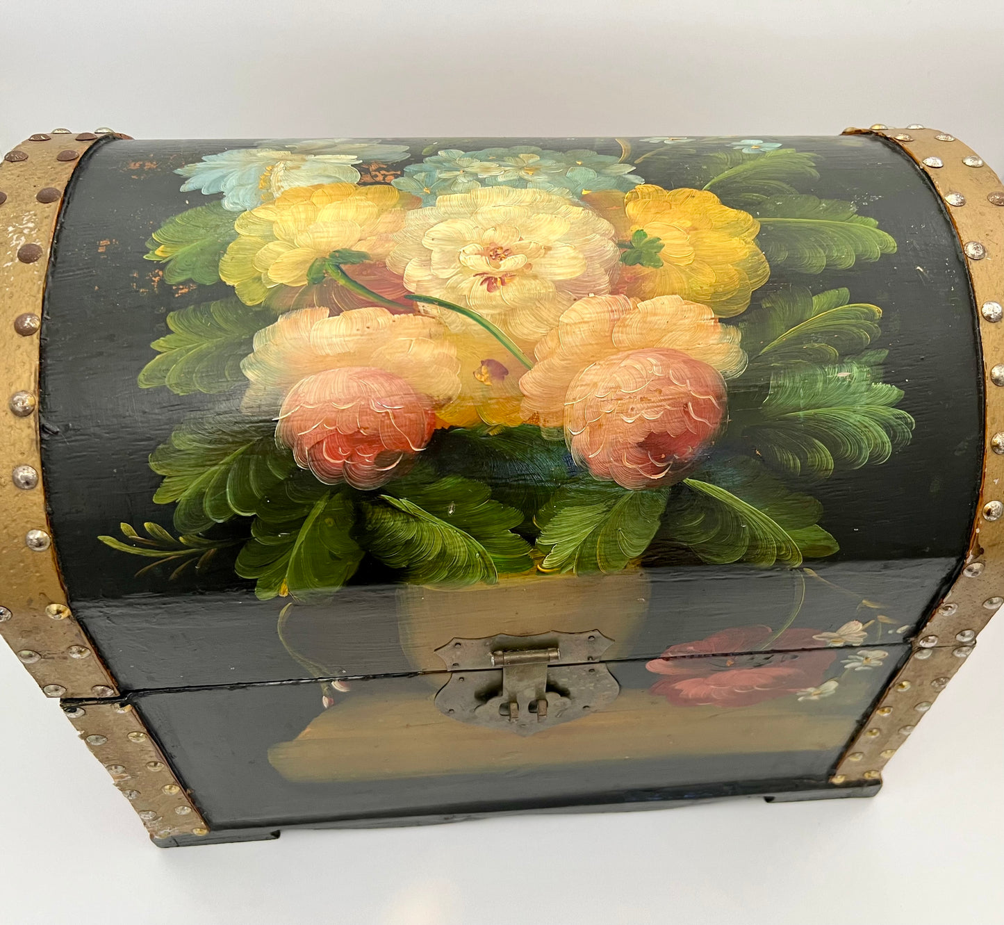VINTAGE LEATHER TRIMMED FLORAL PAINTED CHEST