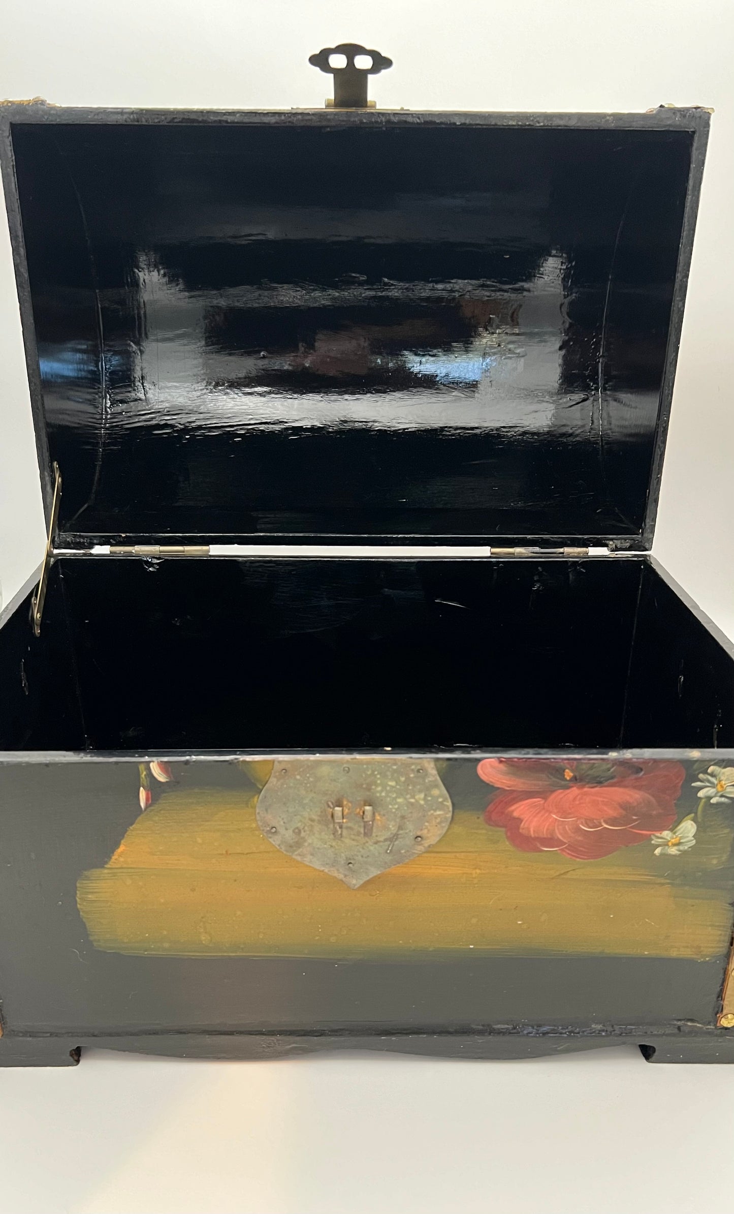 VINTAGE LEATHER TRIMMED FLORAL PAINTED CHEST