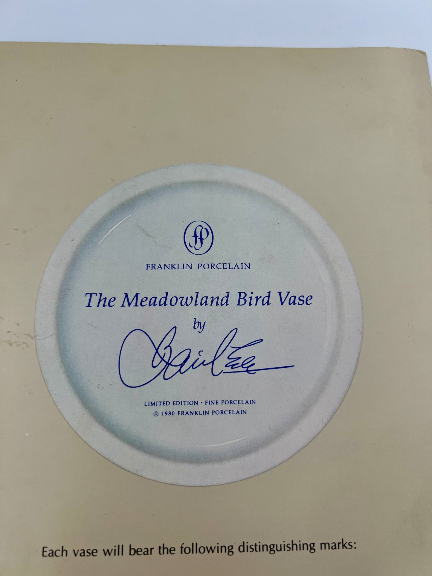 FRANKLIN PORCELAIN "THE MEADOWLAND BIRD VASE" LIMITED EDITION, CIRCA 1980
