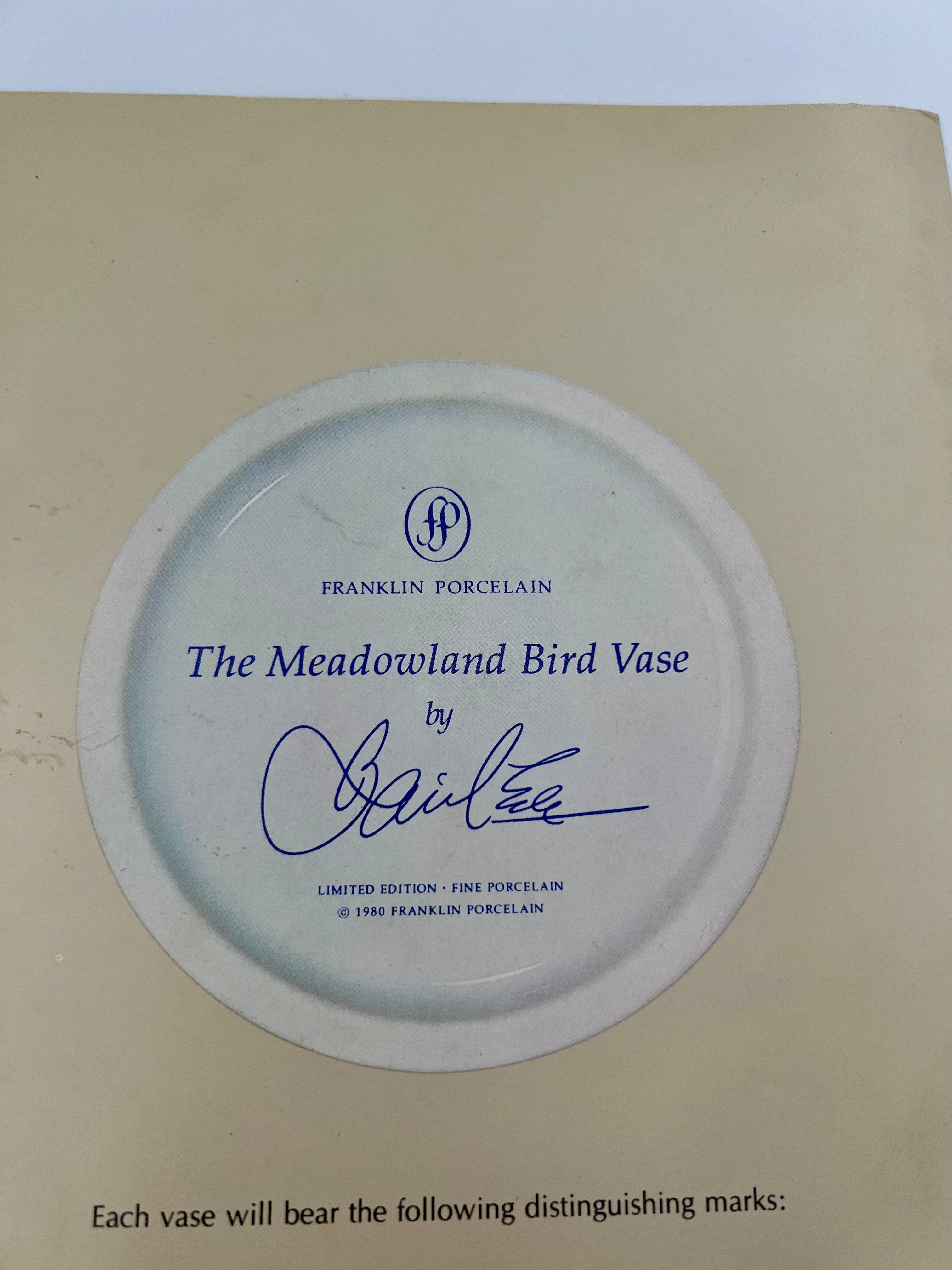THE MEADOWLAND BIRD VASE BY BASIL EDE – 1980 FRANKLIN PORCELAIN – LIMITED EDITION WITH ORIGINAL PAPERWORK & STAND
